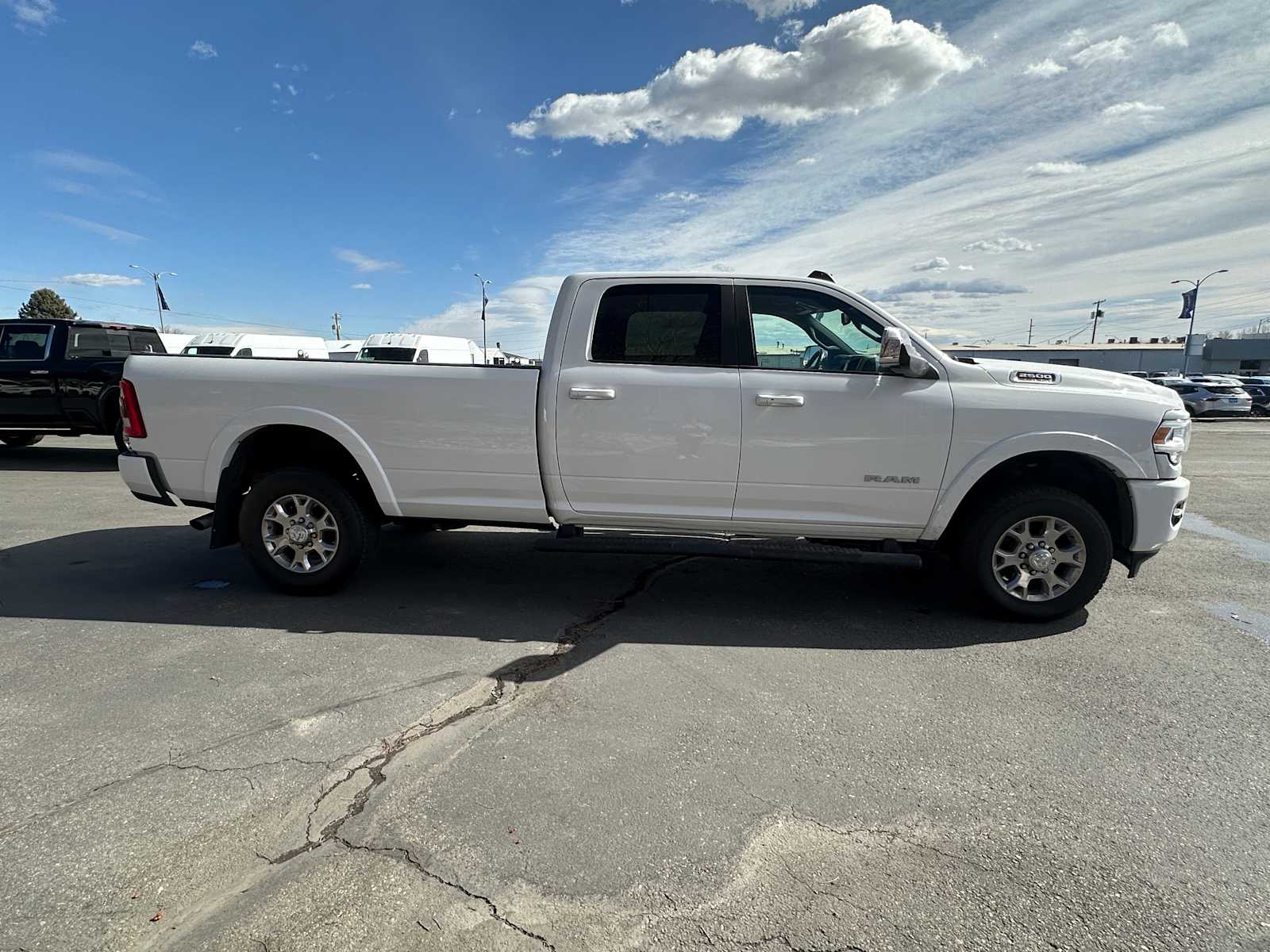 2019 Ram 2500 Laramie photo 4