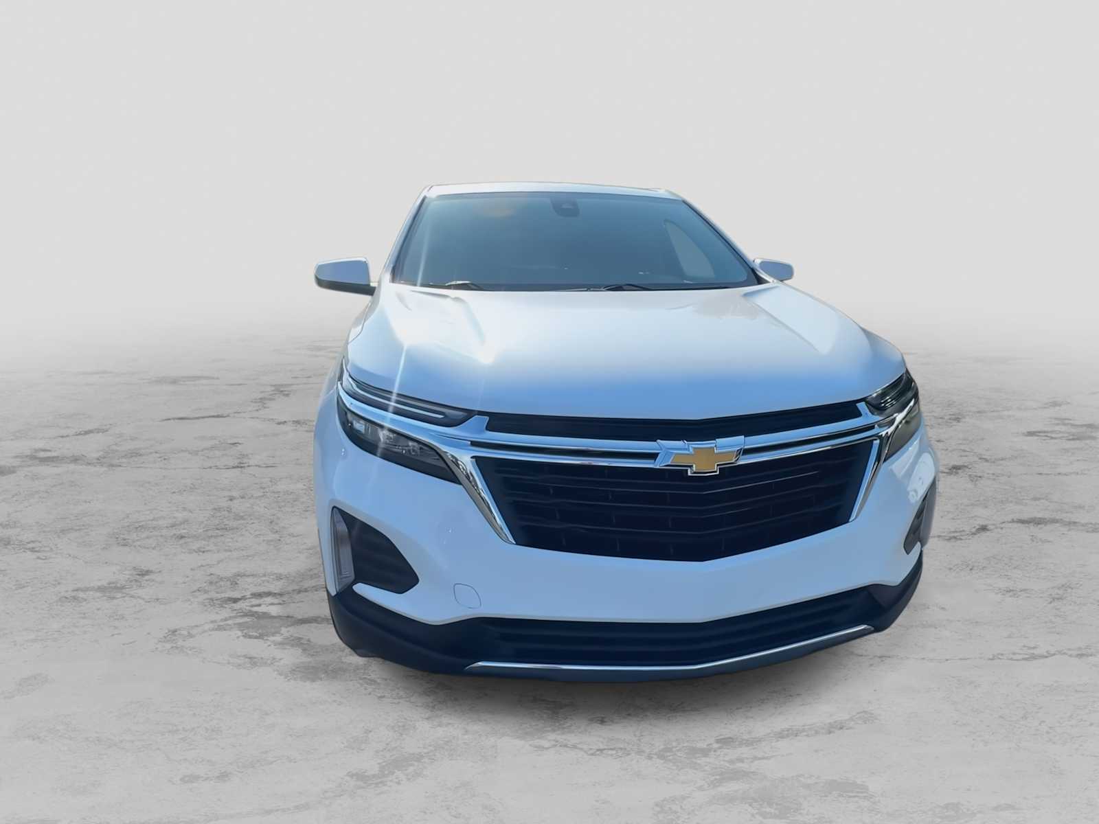 Thumbnail: 2023 Chevrolet Equinox - 3