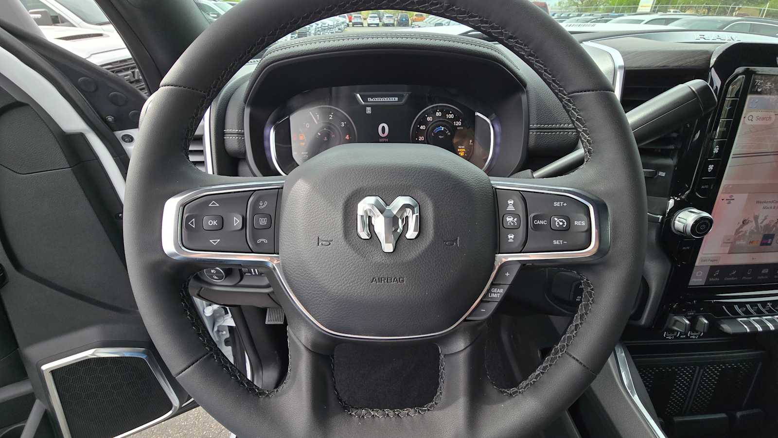 2025 RAM 3500 Laramie 21