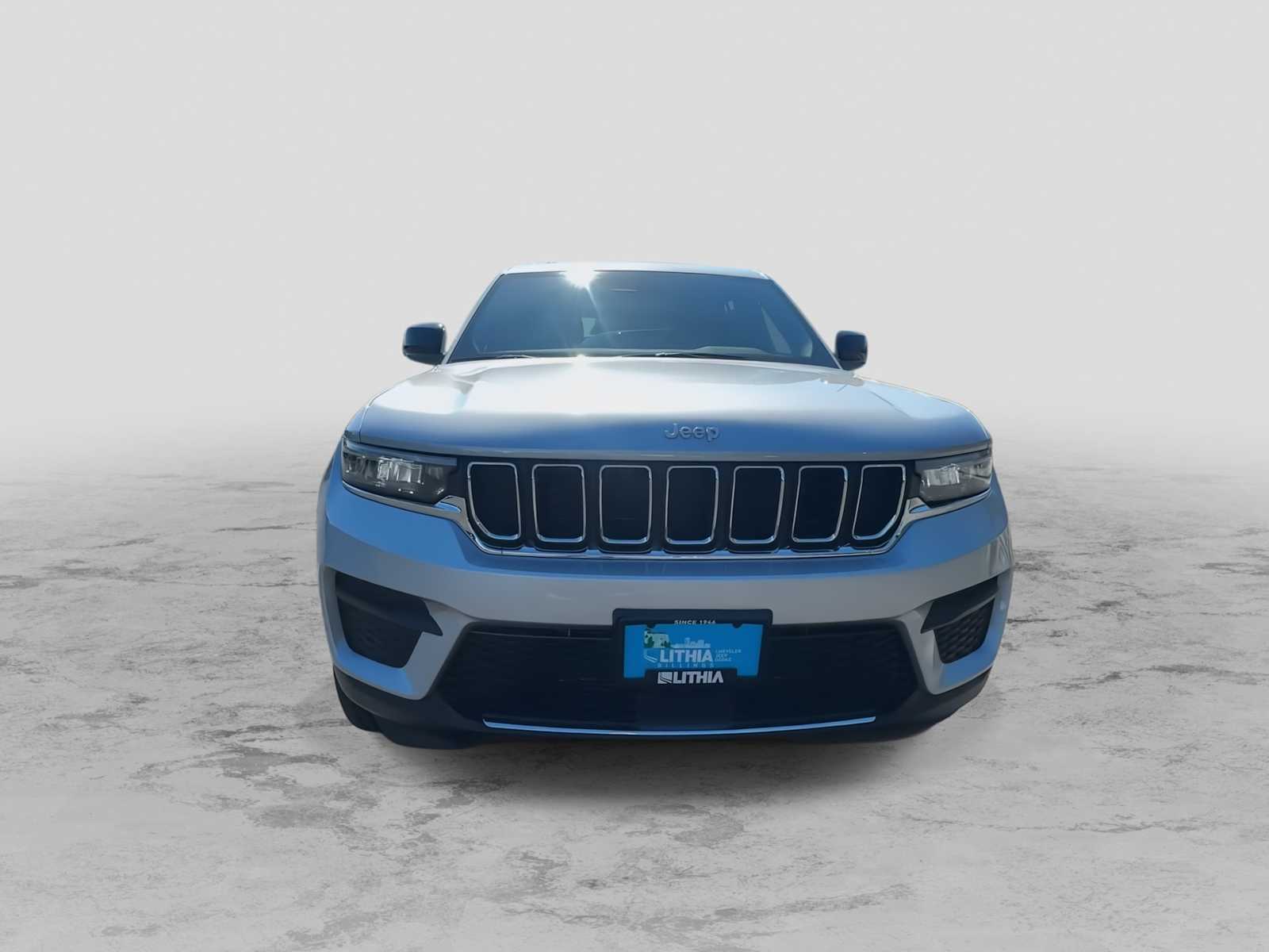 Thumbnail: 2025 Jeep Grand Cherokee - 3