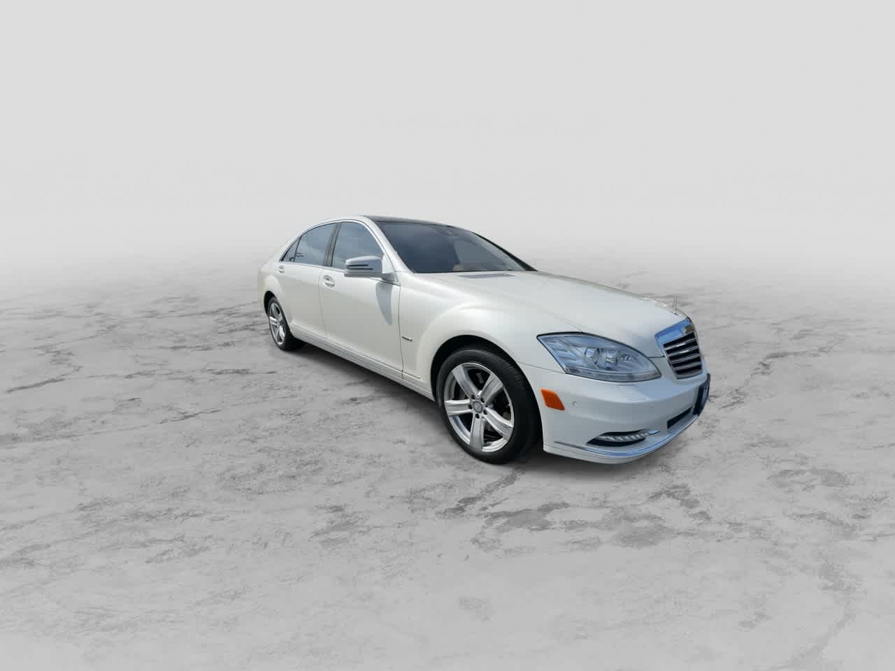 Thumbnail: 2012 Mercedes-Benz S-Class - 2
