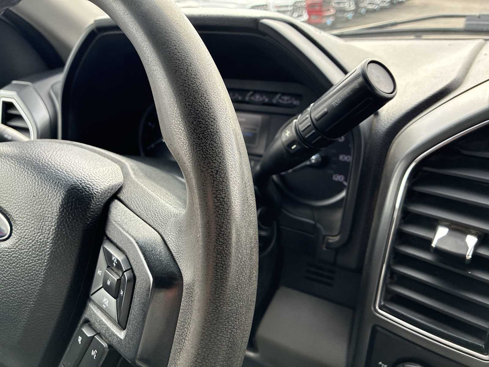 Thumbnail: 2019 Ford F-350 - 21