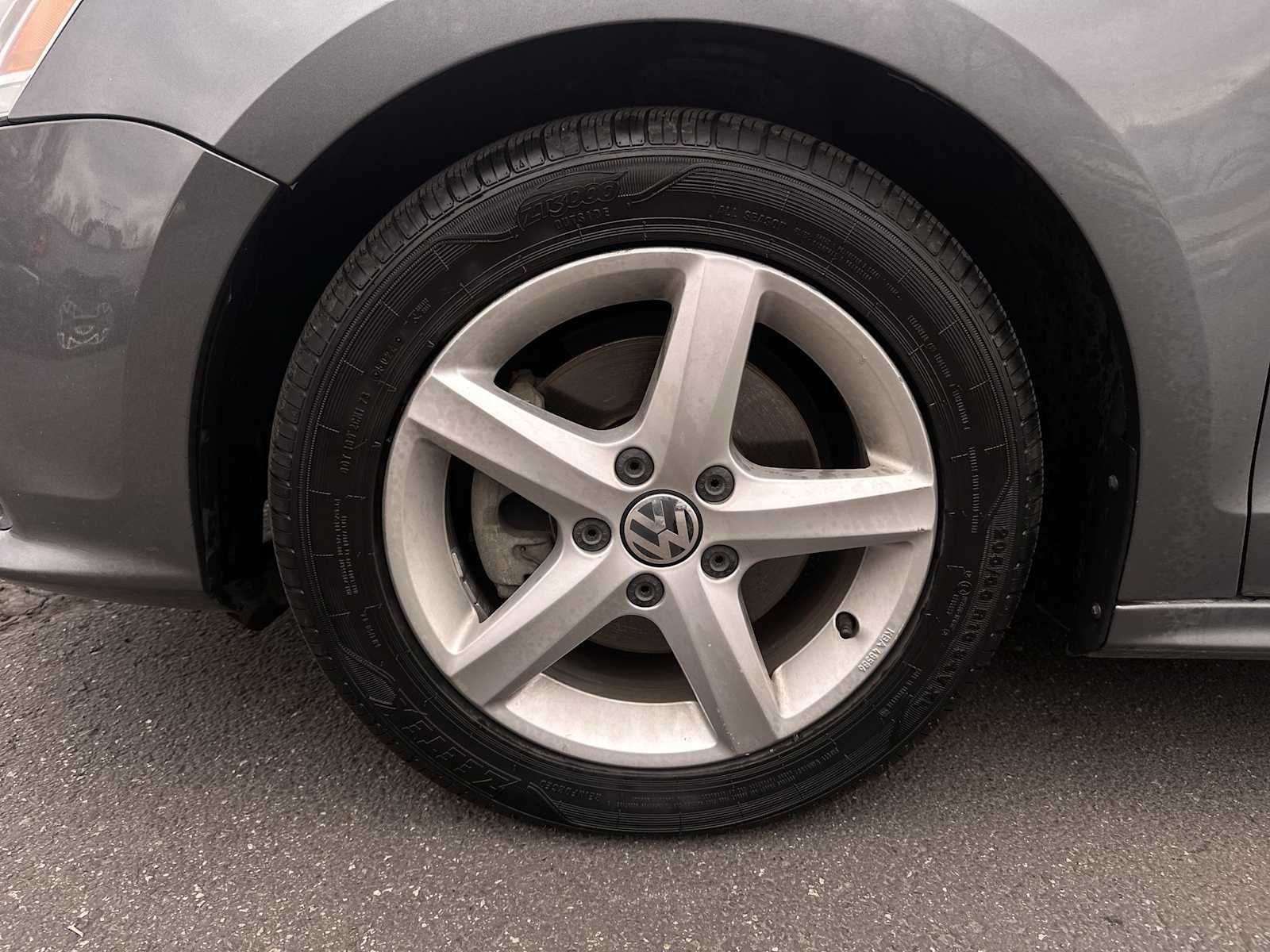 Thumbnail: 2016 Volkswagen Jetta - 17