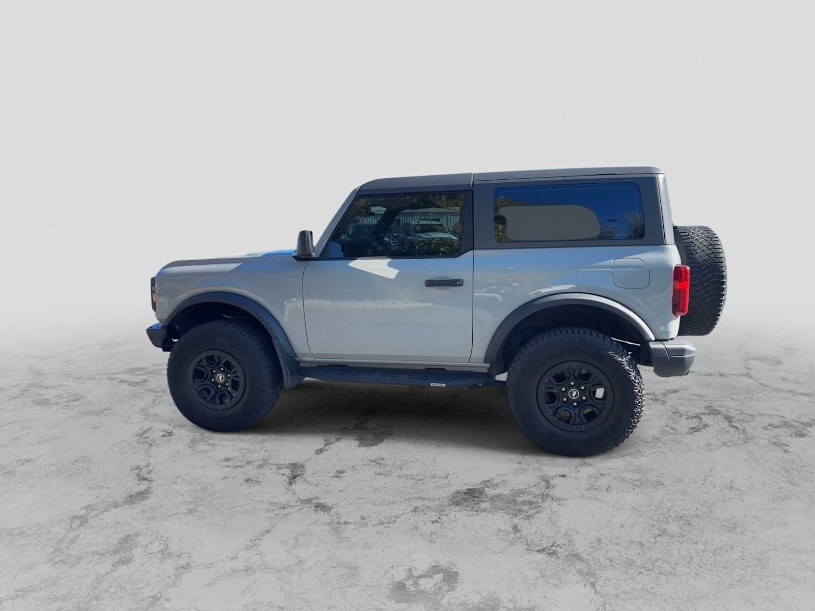 Thumbnail: 2023 Ford Bronco - 5