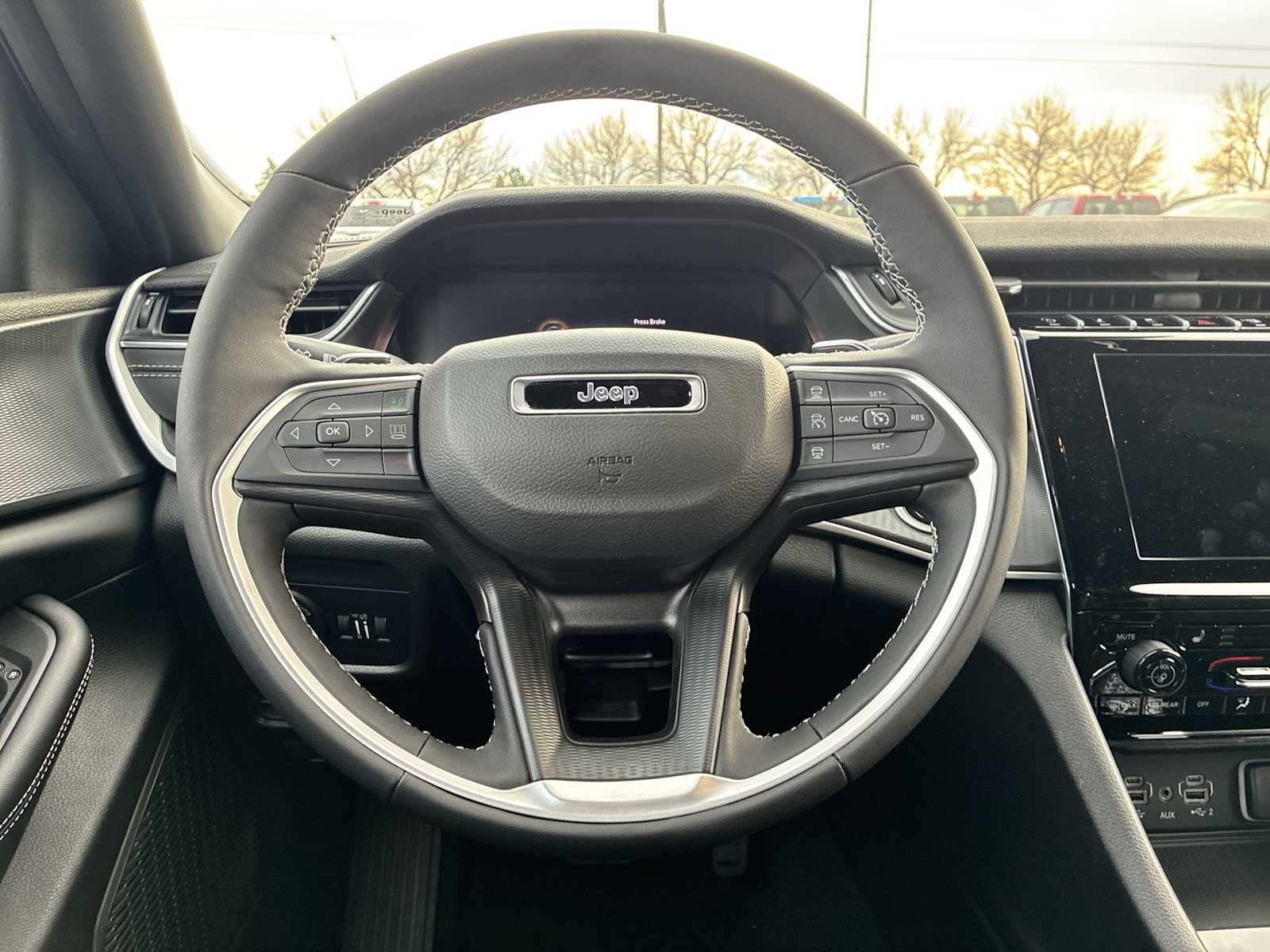 Thumbnail: 2025 Jeep Grand Cherokee - 11