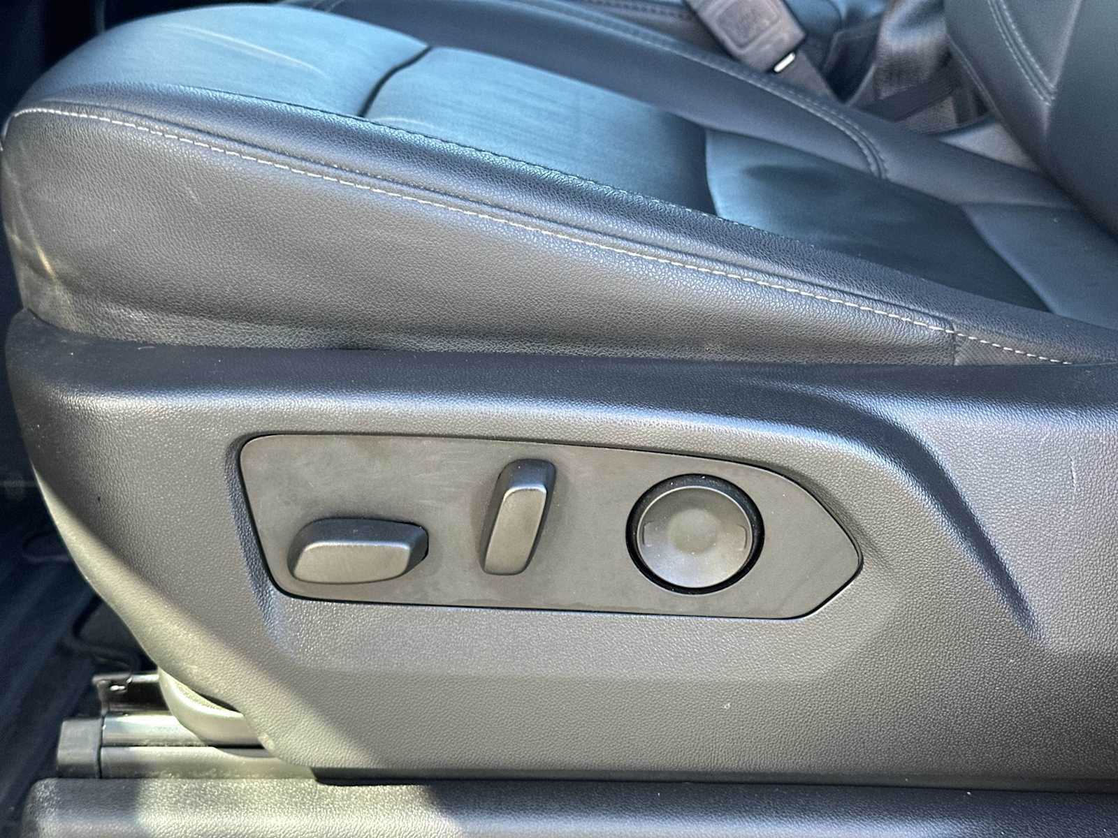 Thumbnail: 2023 Chevrolet Silverado 1500 - 14