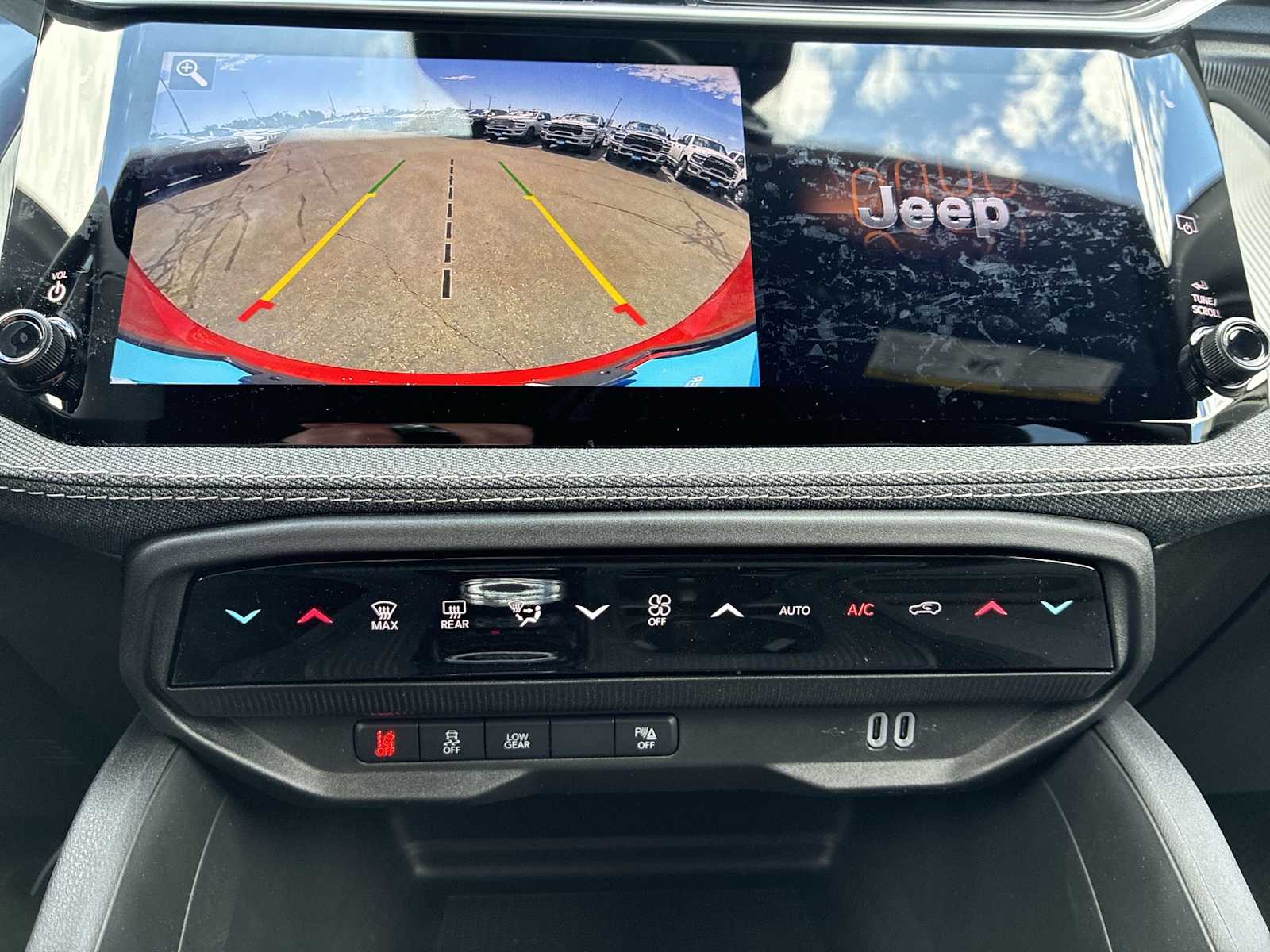 Thumbnail: 2026 Jeep Cherokee - 22