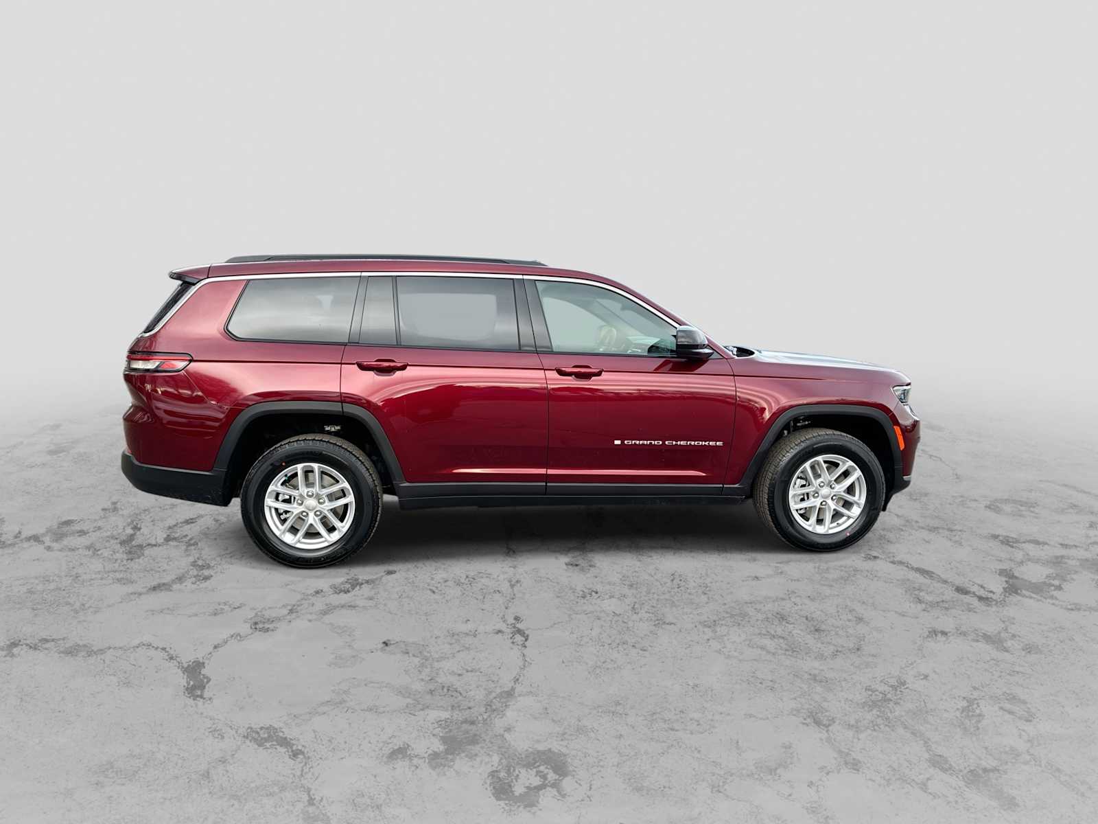 Thumbnail: 2026 Jeep Grand Cherokee - 9