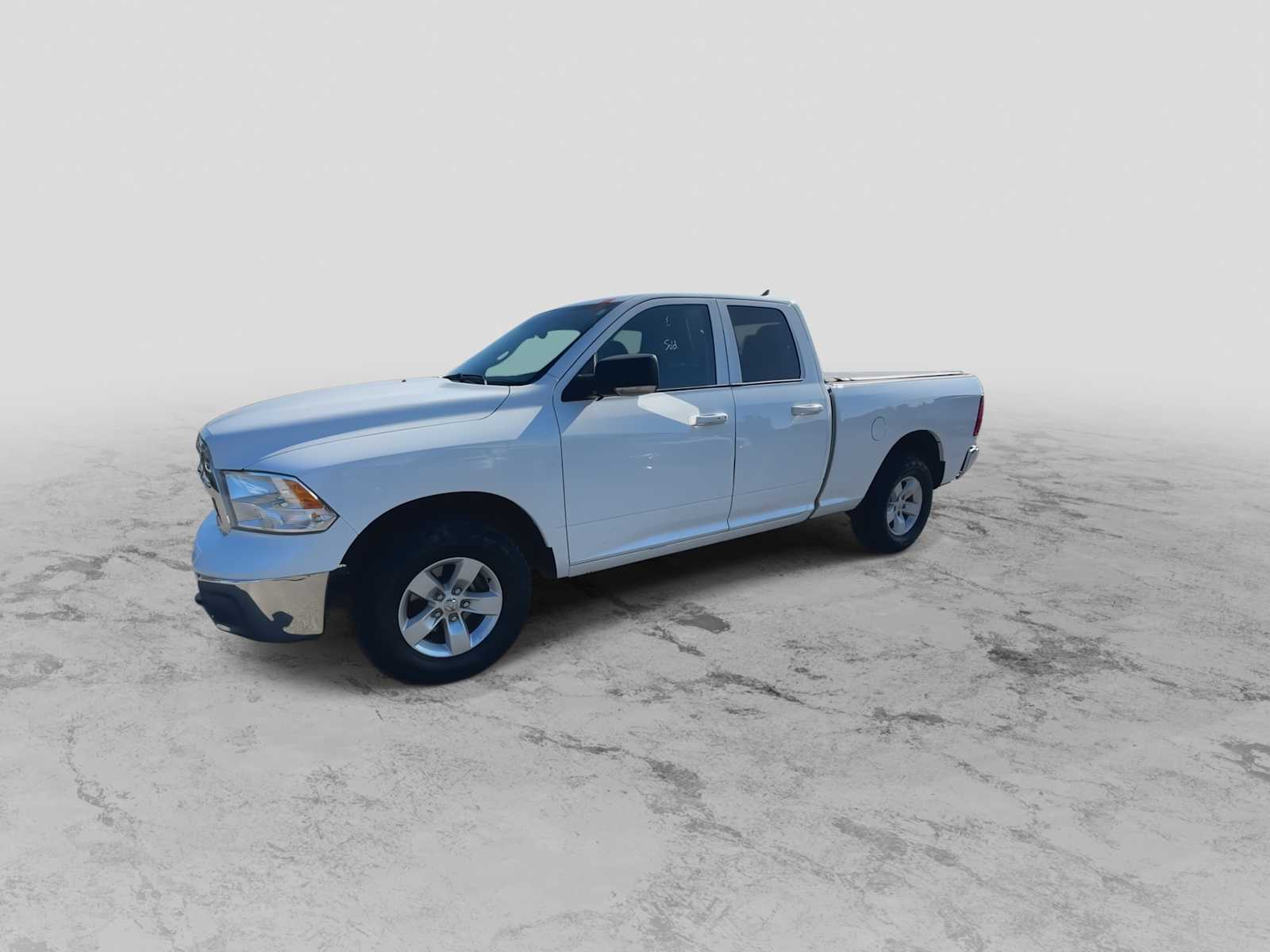 2022 Ram 1500 Classic SLT photo 4