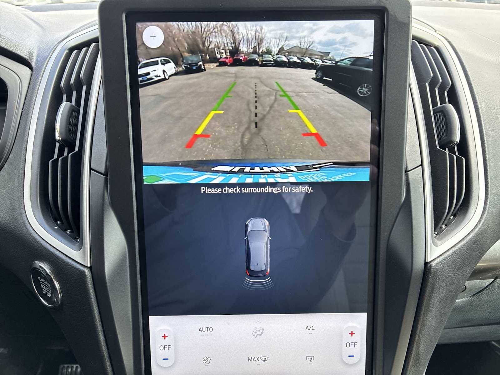 Thumbnail: 2022 Ford Edge - 22