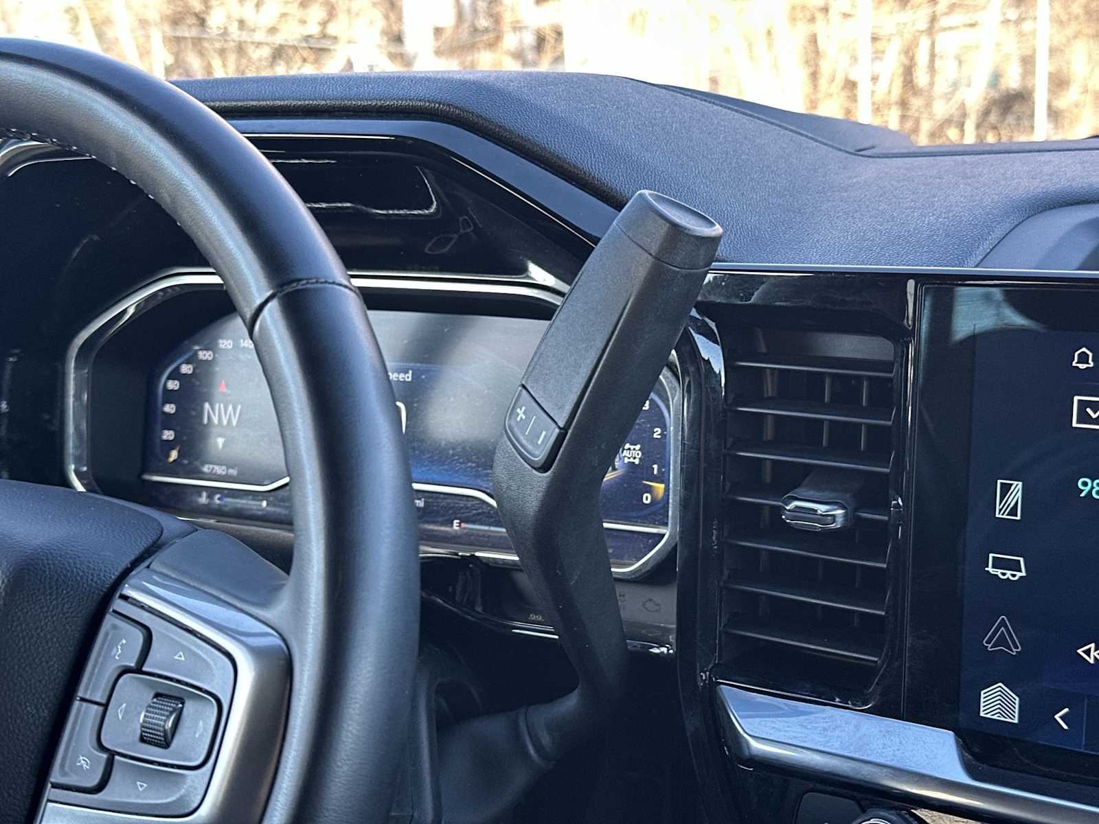 Thumbnail: 2023 Chevrolet Silverado 1500 - 19