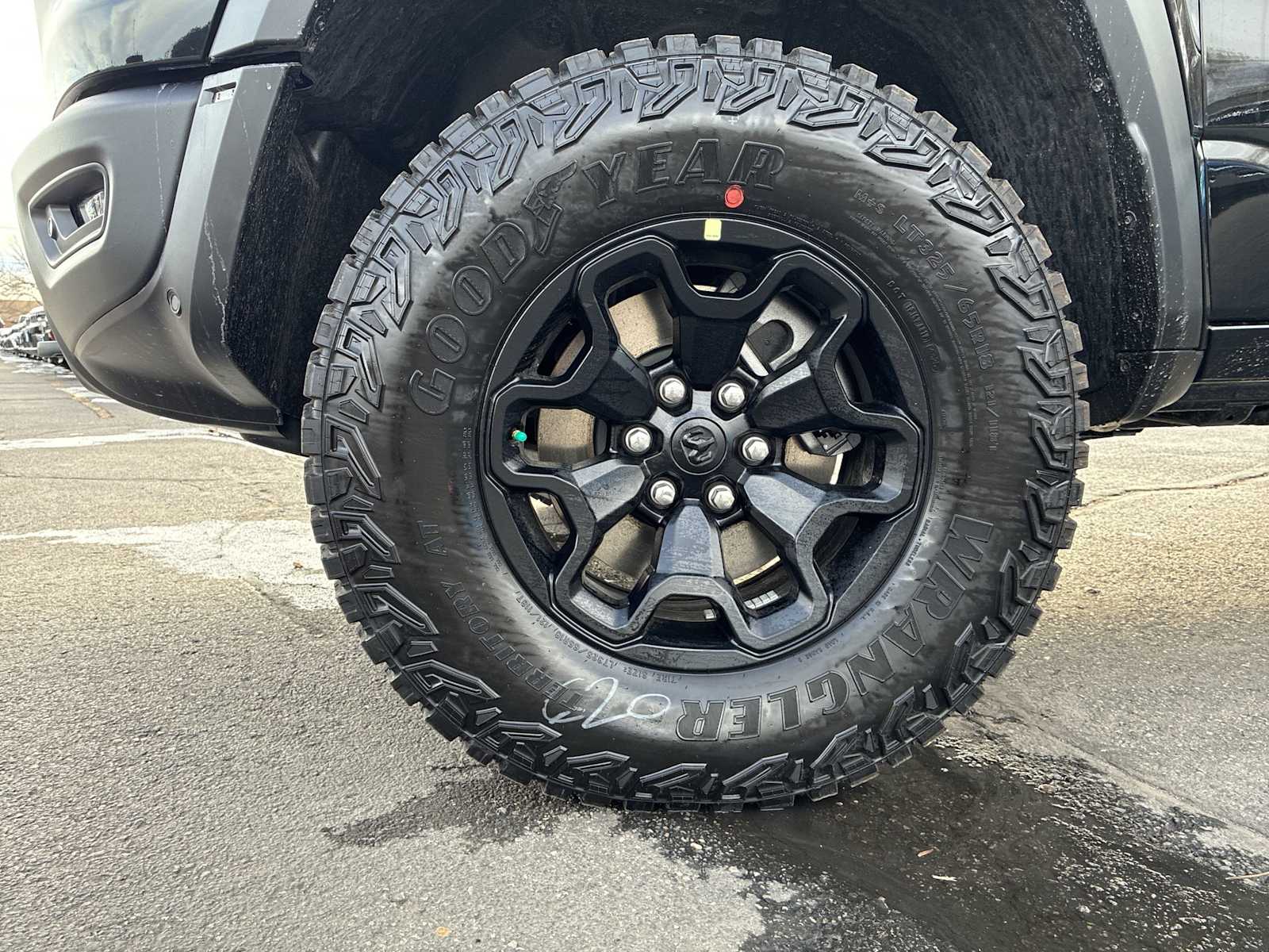 Thumbnail: 2026 RAM 1500 - 19