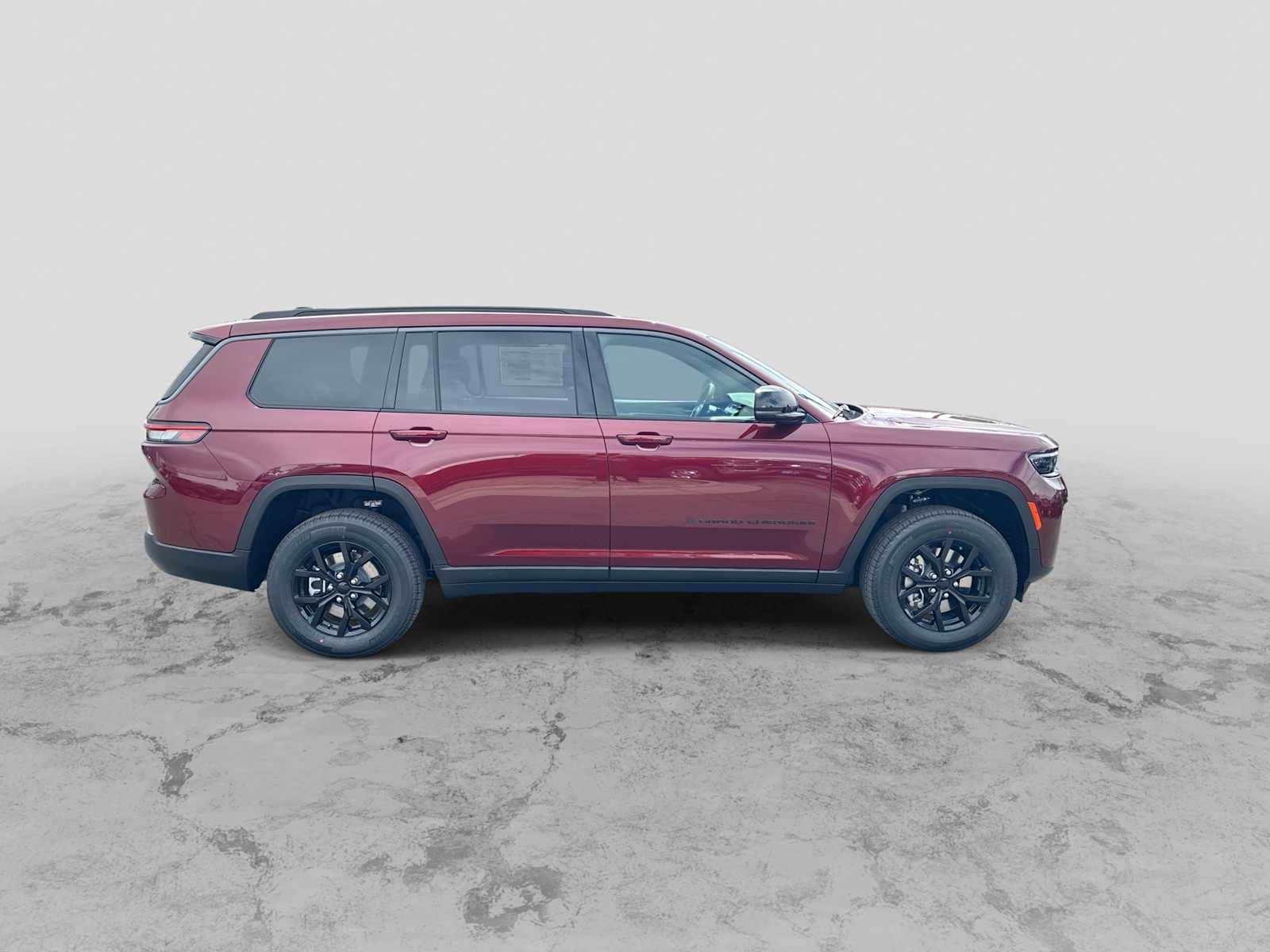 Thumbnail: 2026 Jeep Grand Cherokee - 9