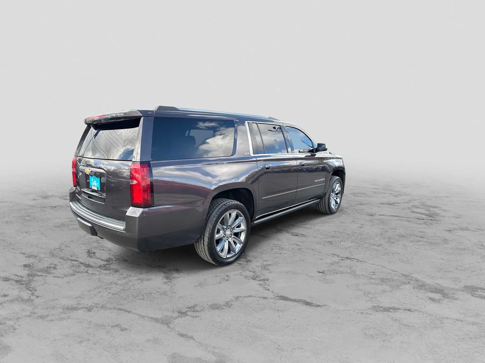 Thumbnail: 2015 Chevrolet Suburban - 8