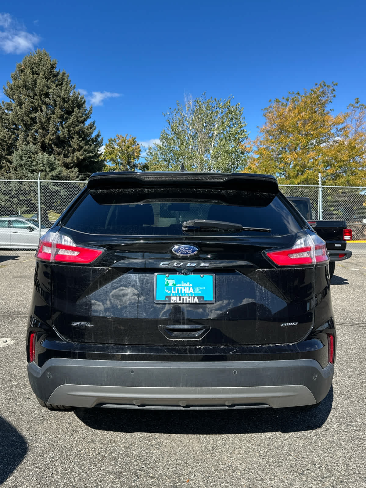2022 Ford Edge SEL photo 4