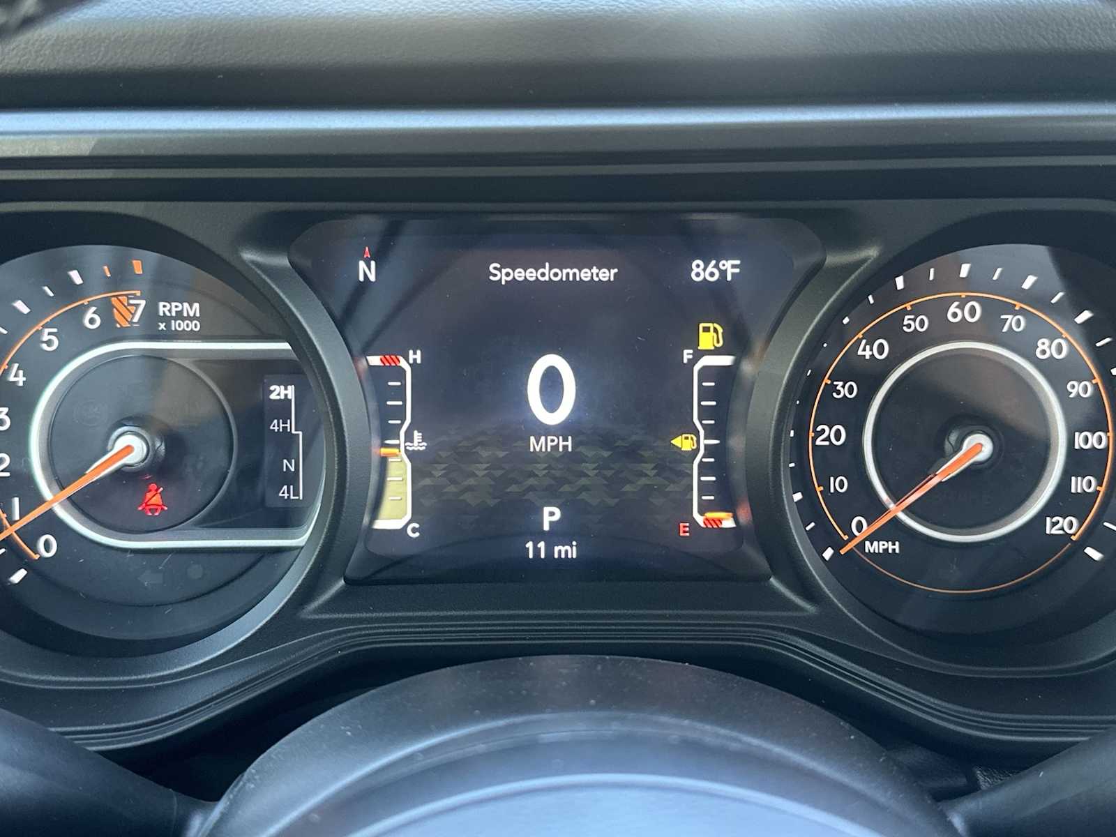 Thumbnail: 2025 Jeep Gladiator - 10