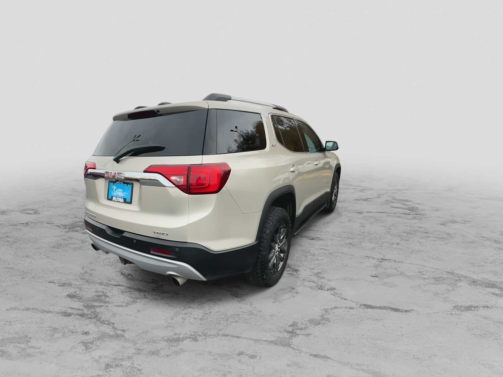 Thumbnail: 2017 GMC Acadia - 8