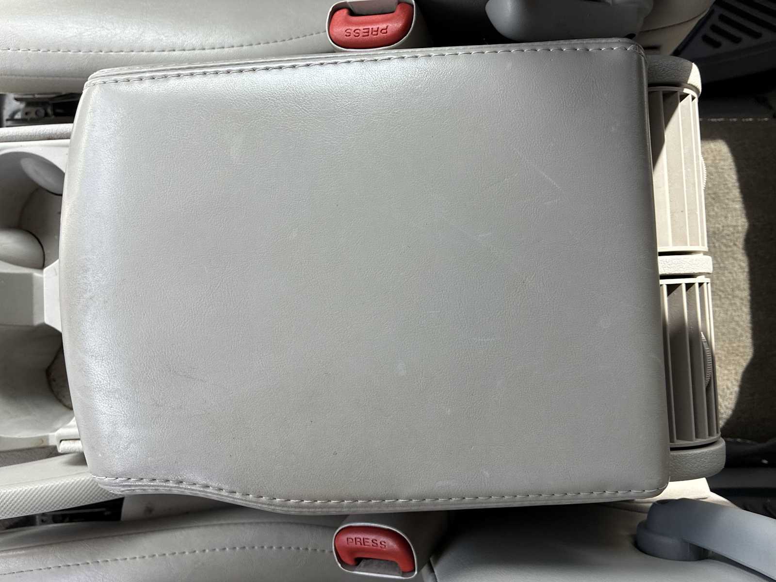 Thumbnail: 2007 Jeep Grand Cherokee - 22