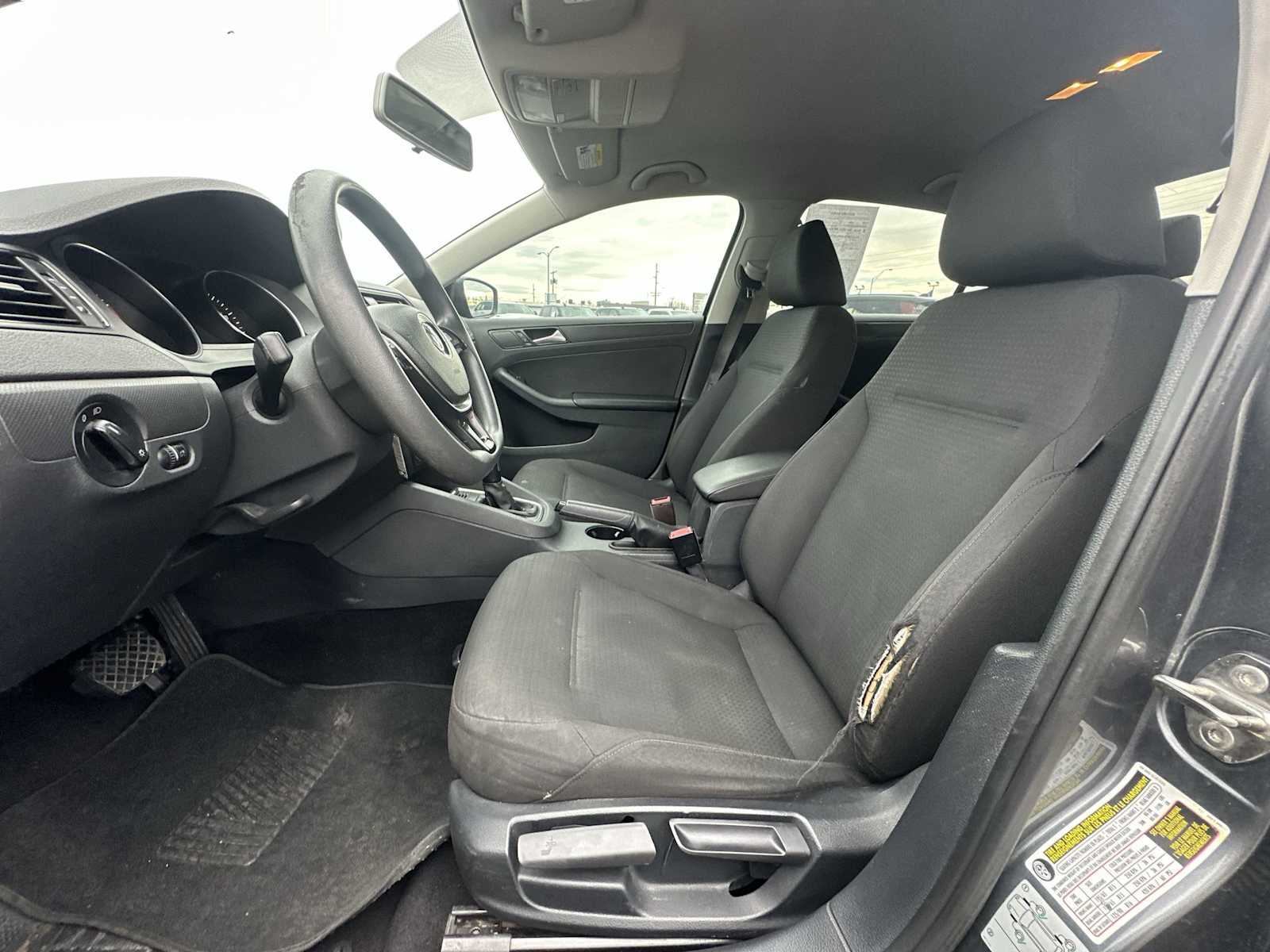 Thumbnail: 2016 Volkswagen Jetta - 13