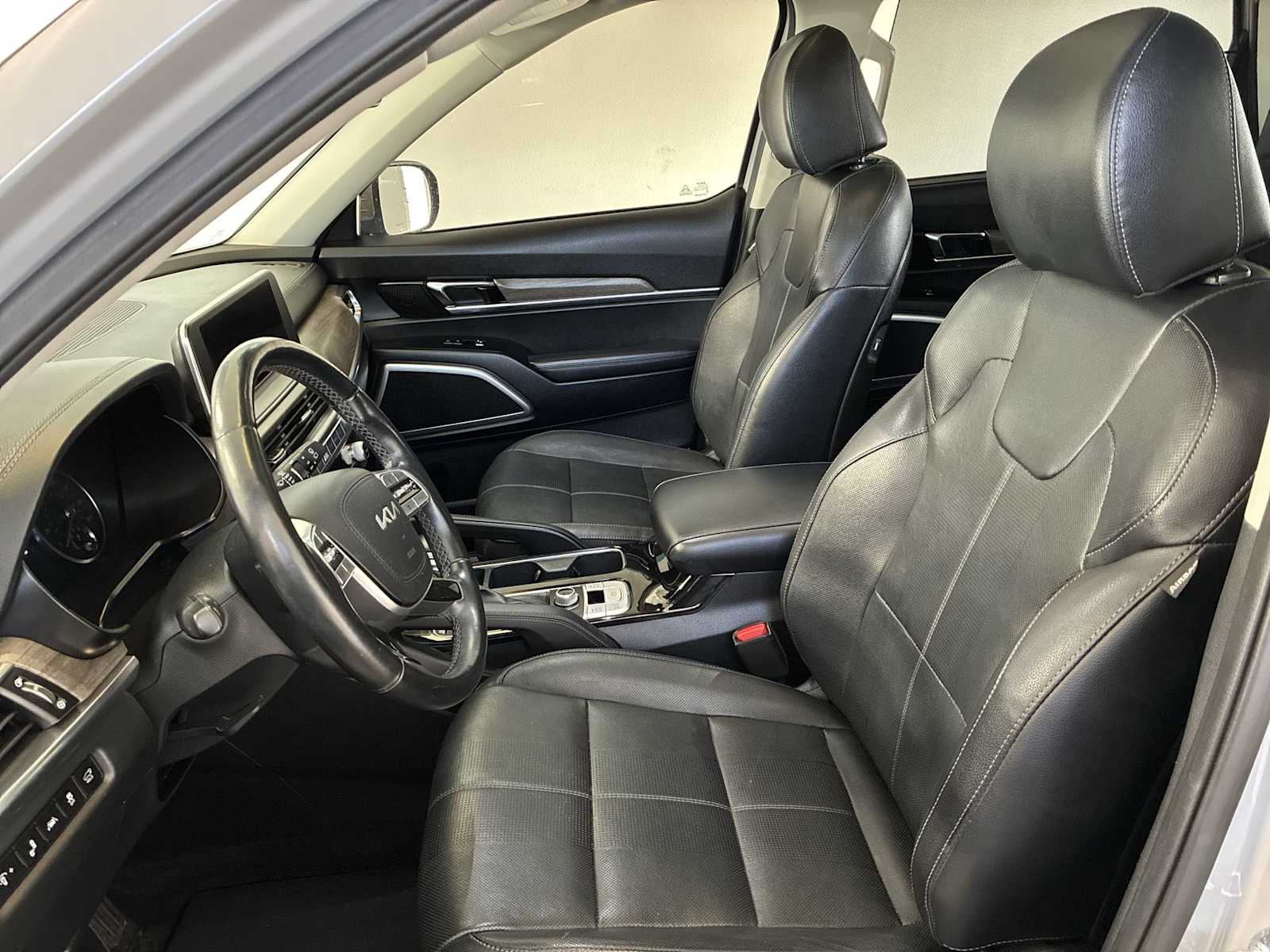 Thumbnail: 2022 Kia Telluride - 13