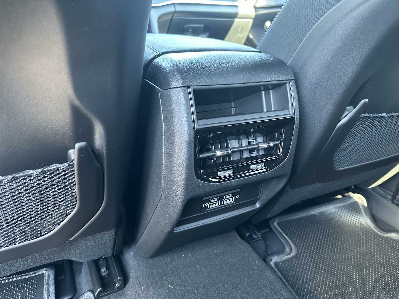 Thumbnail: 2025 Jeep Grand Cherokee - 20