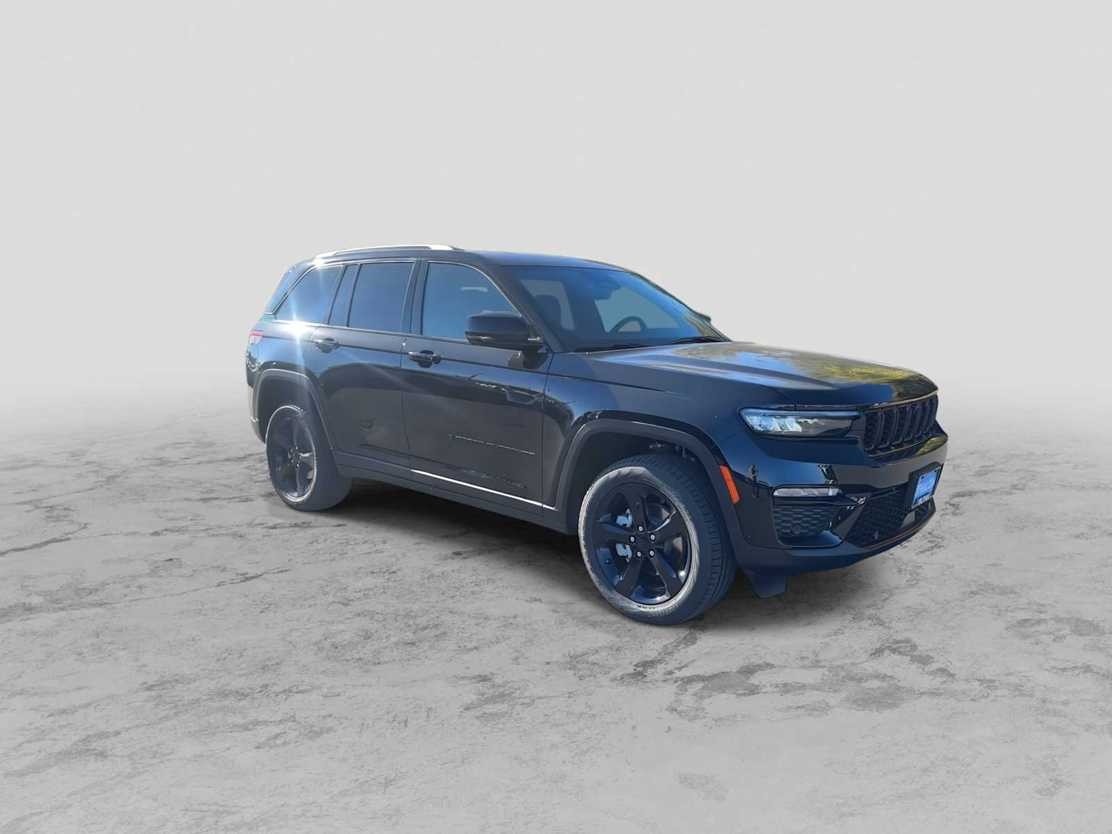 Thumbnail: 2025 Jeep Grand Cherokee - 2