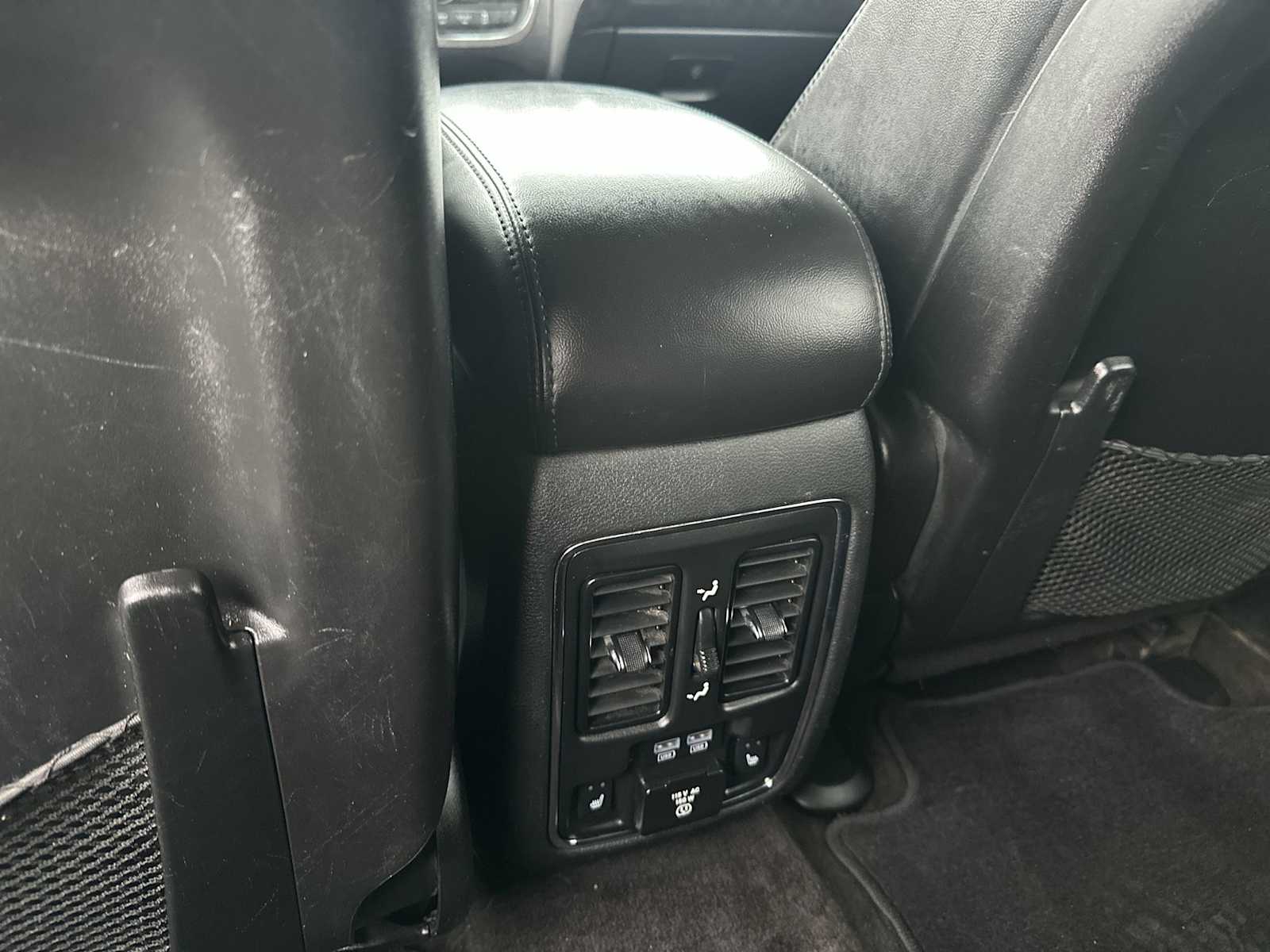 Thumbnail: 2016 Dodge Durango - 20