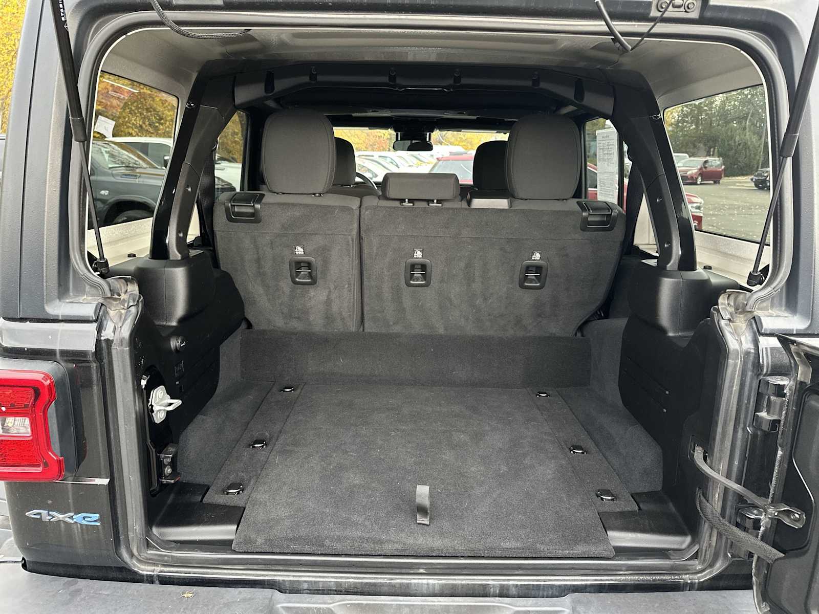 Thumbnail: 2024 Jeep Wrangler - 18