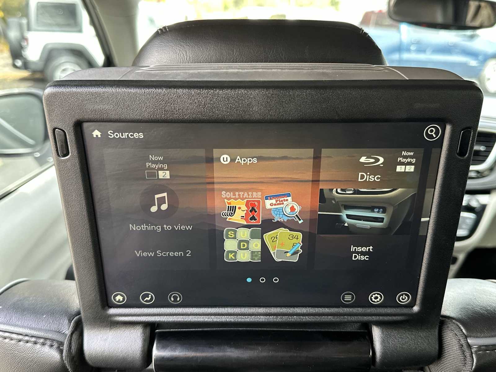 Thumbnail: 2018 Chrysler Pacifica - 26