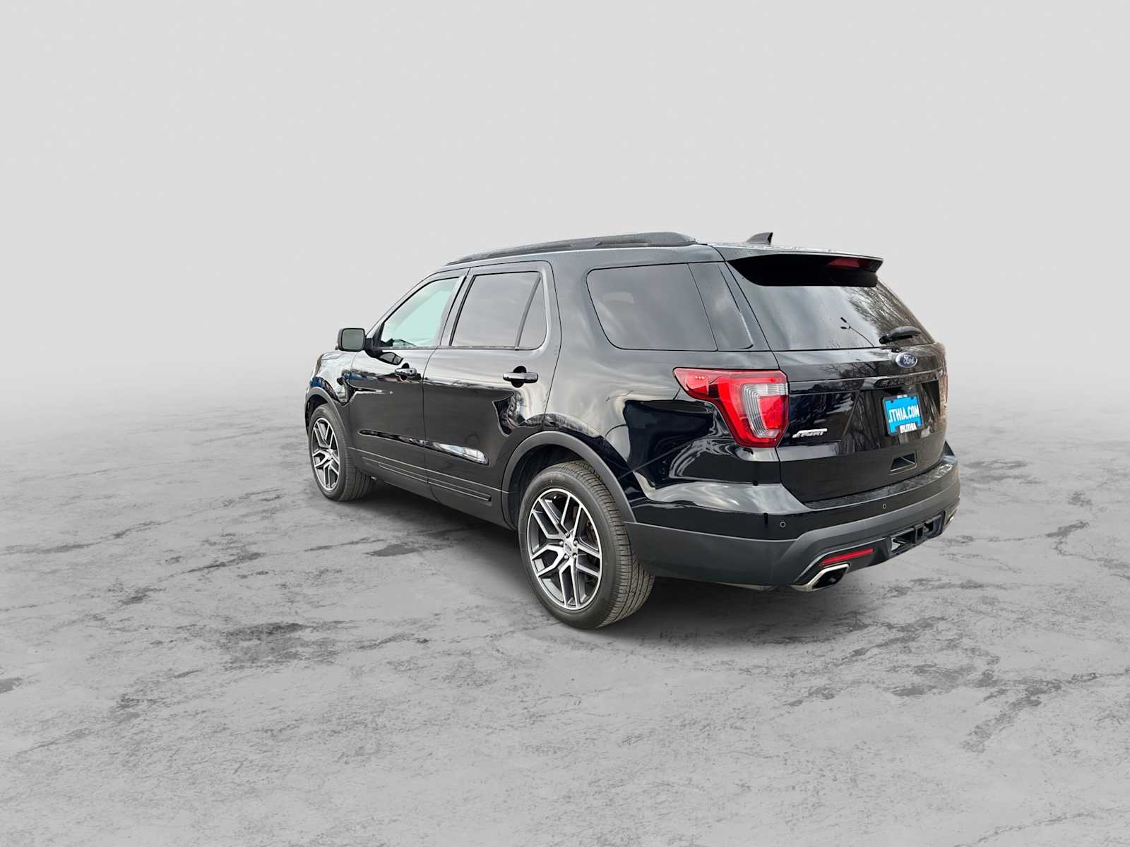 Thumbnail: 2016 Ford Explorer - 6