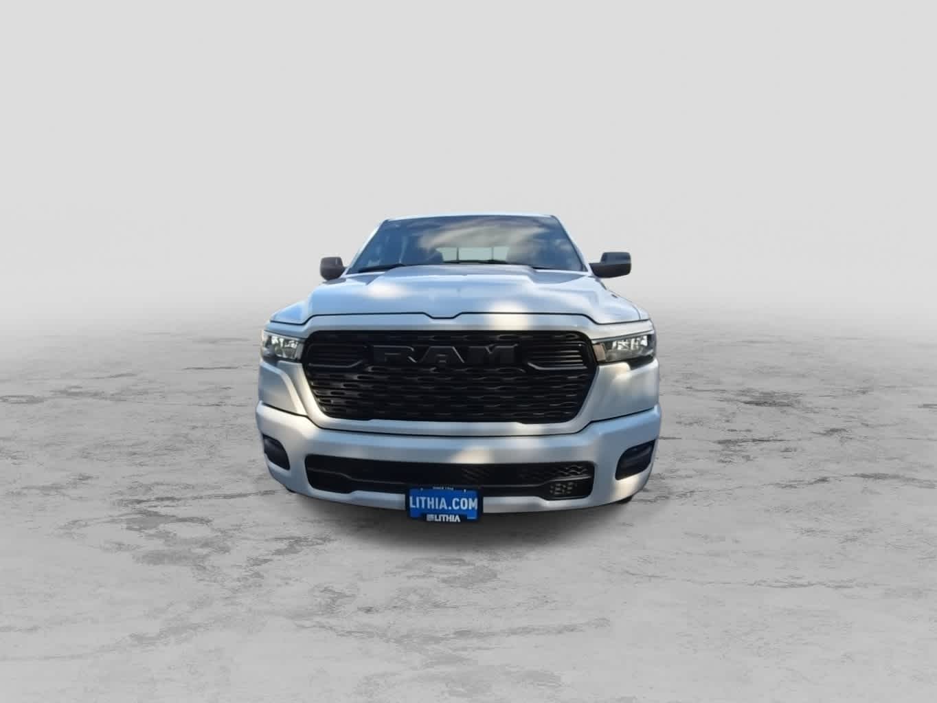 Thumbnail: 2025 RAM 1500 - 3