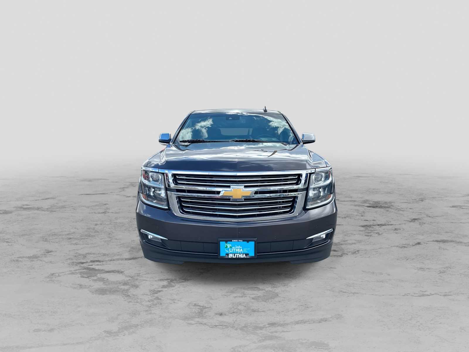 Thumbnail: 2015 Chevrolet Suburban - 3