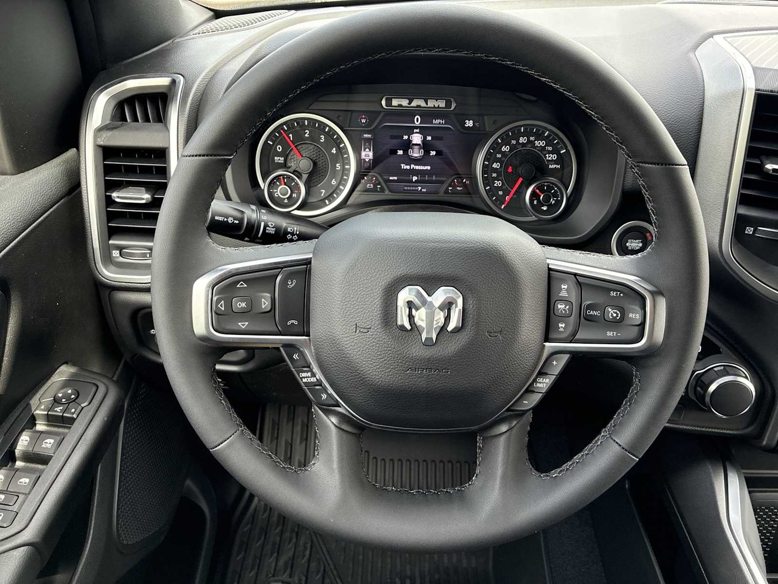 Thumbnail: 2026 RAM 1500 - 11