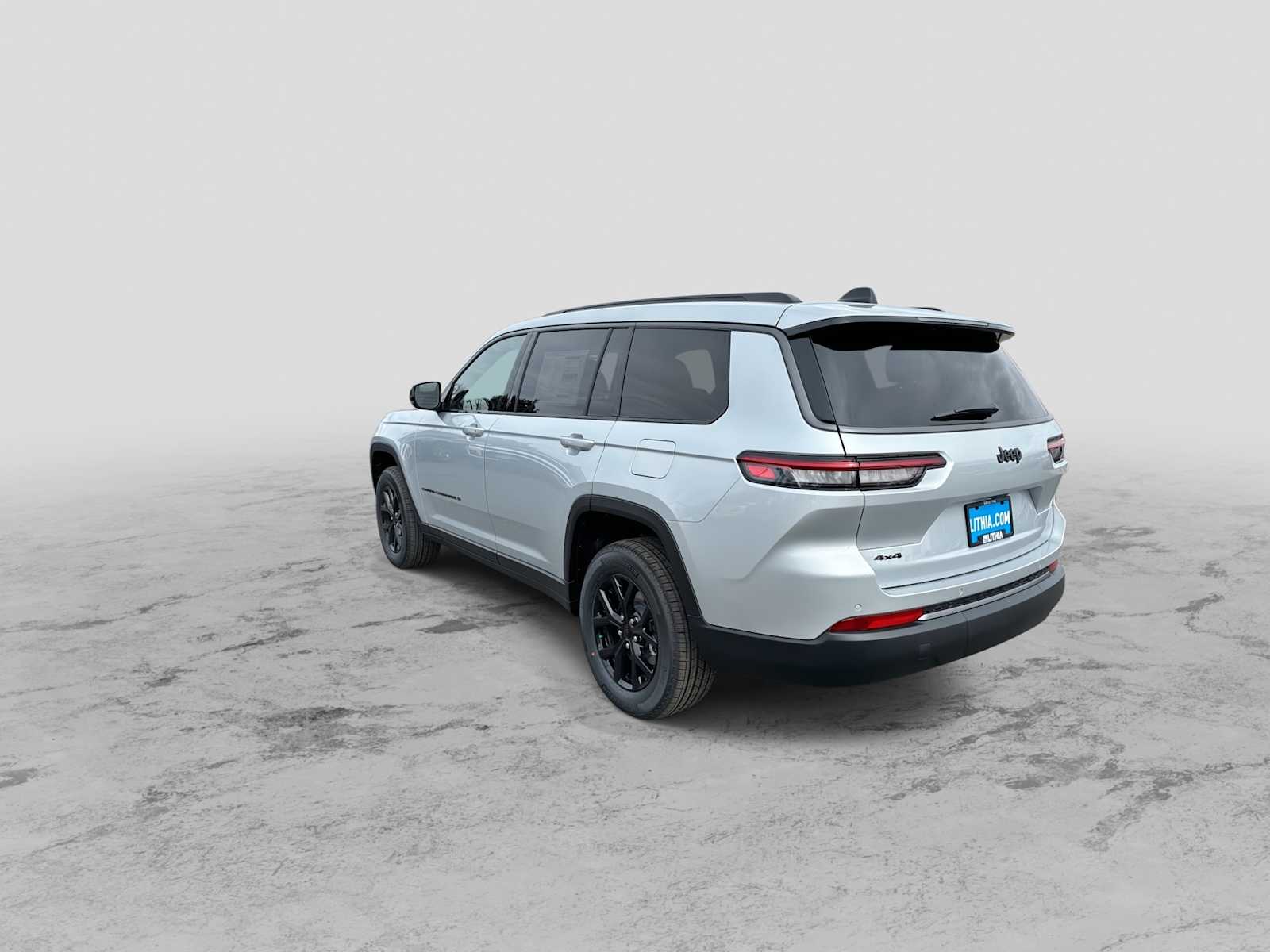 Thumbnail: 2026 Jeep Grand Cherokee - 6