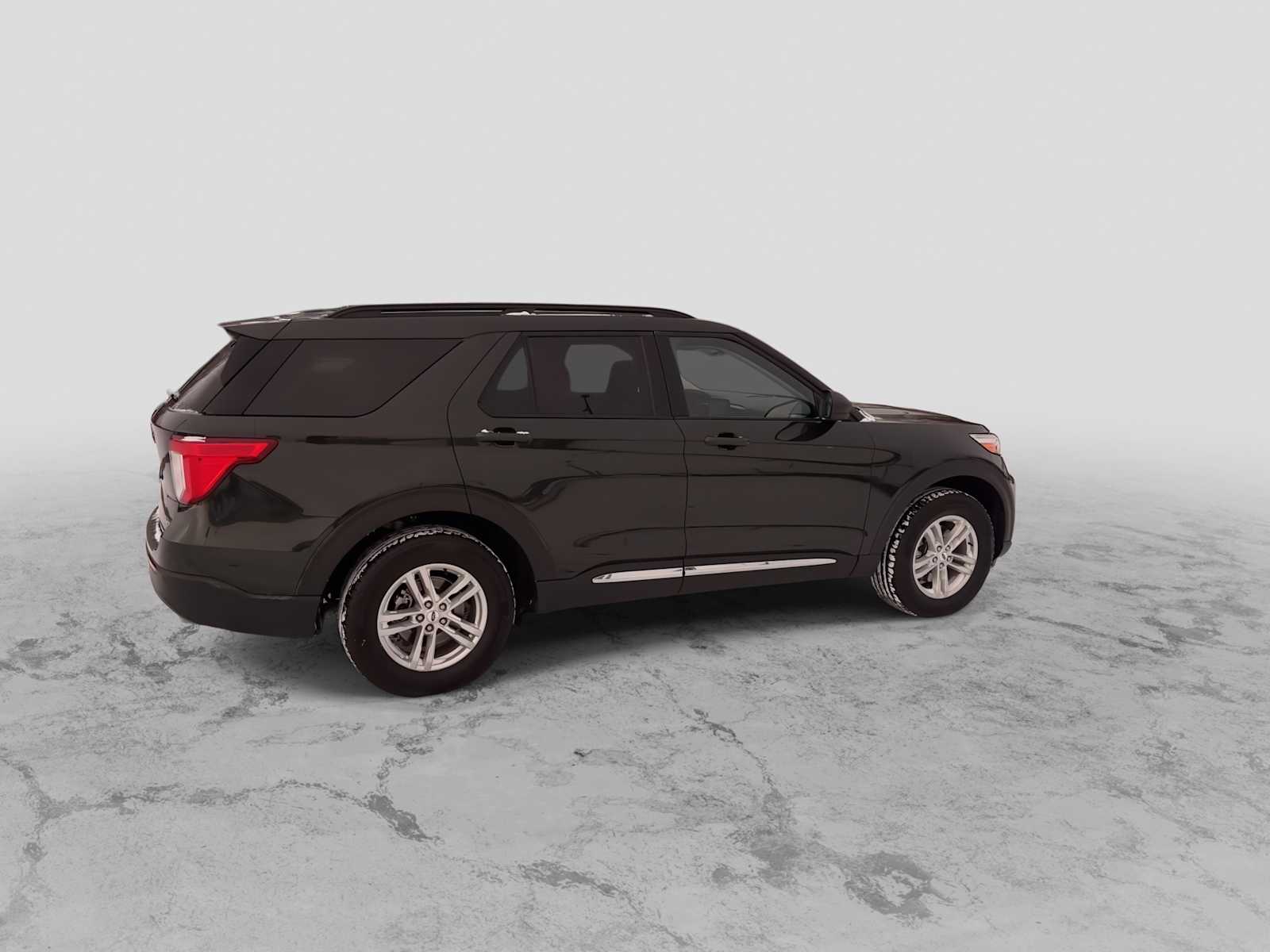 Thumbnail: 2023 Ford Explorer - 2