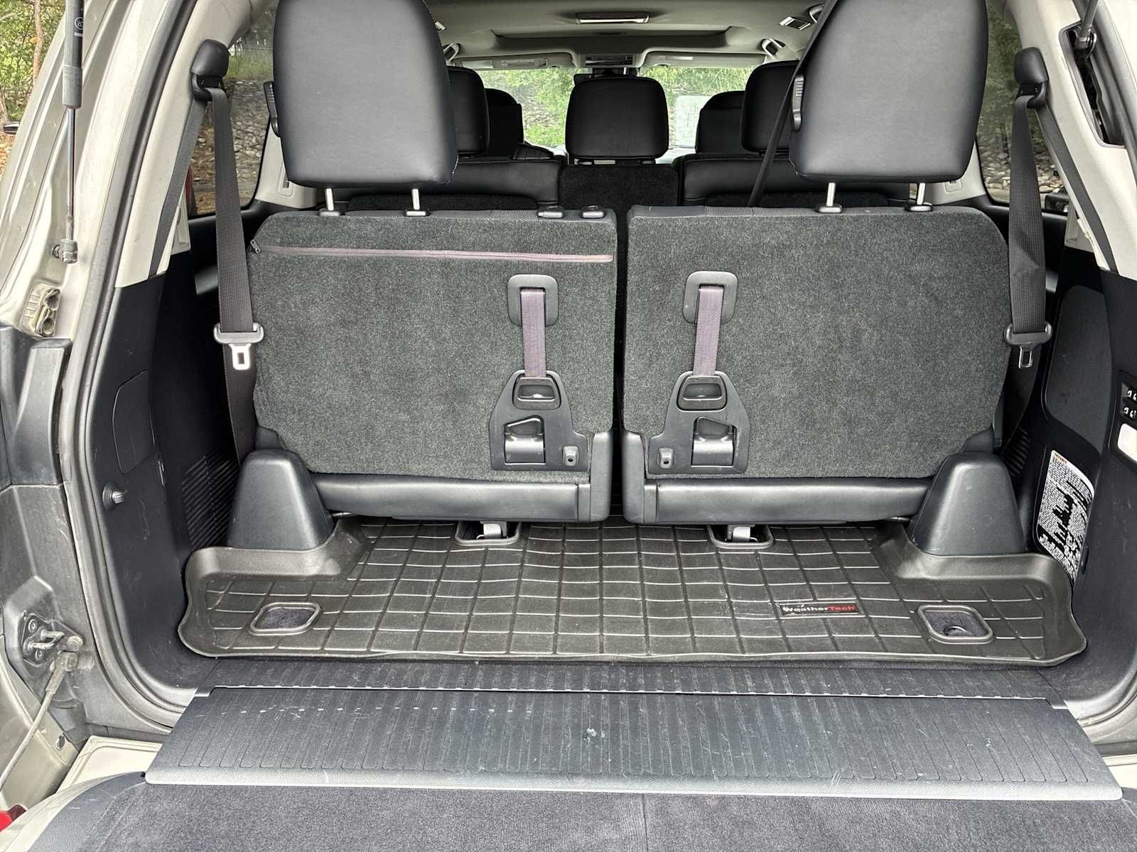 2017 Lexus LX 570 - Photo 21