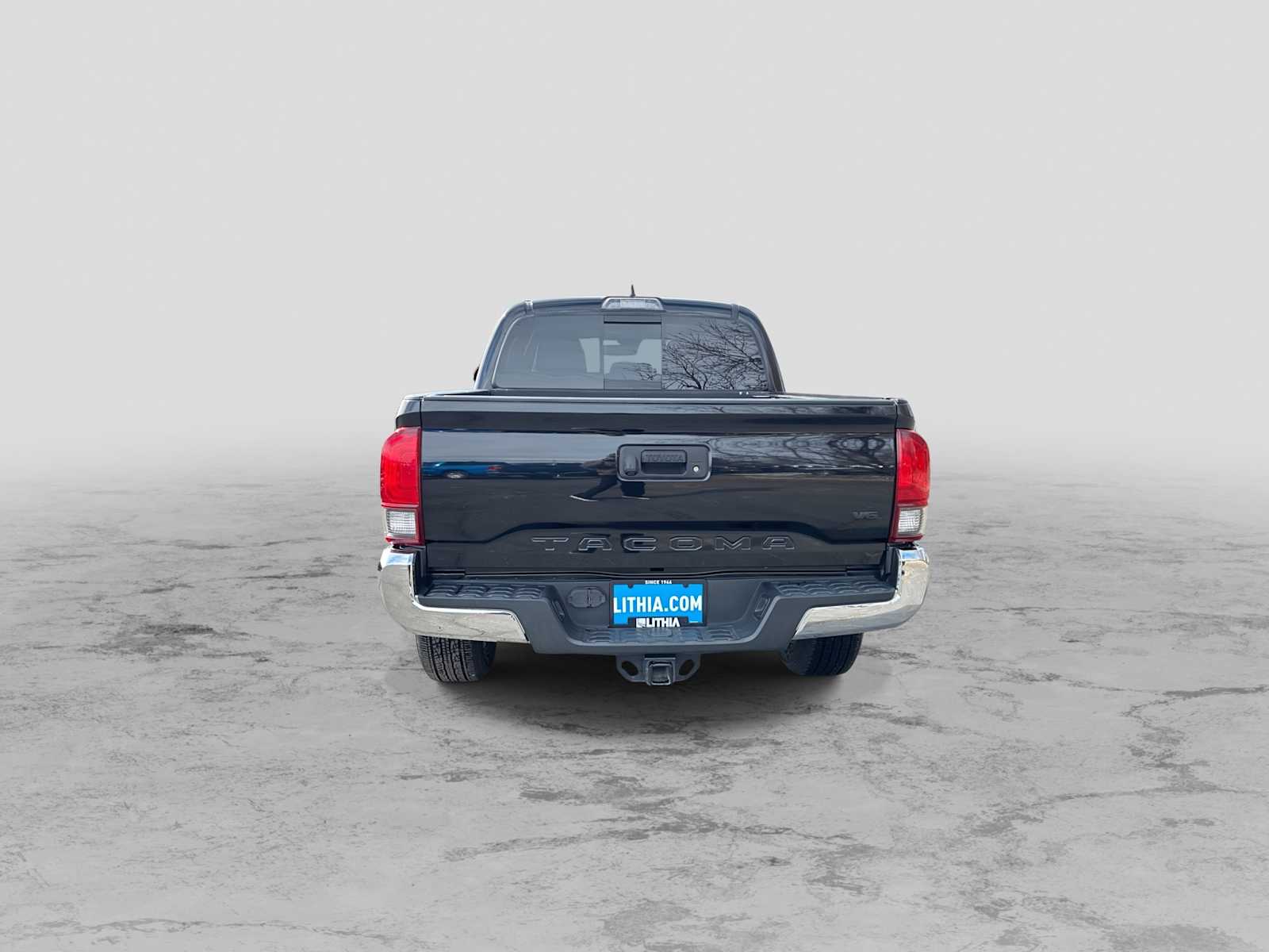 Thumbnail: 2019 Toyota Tacoma - 7