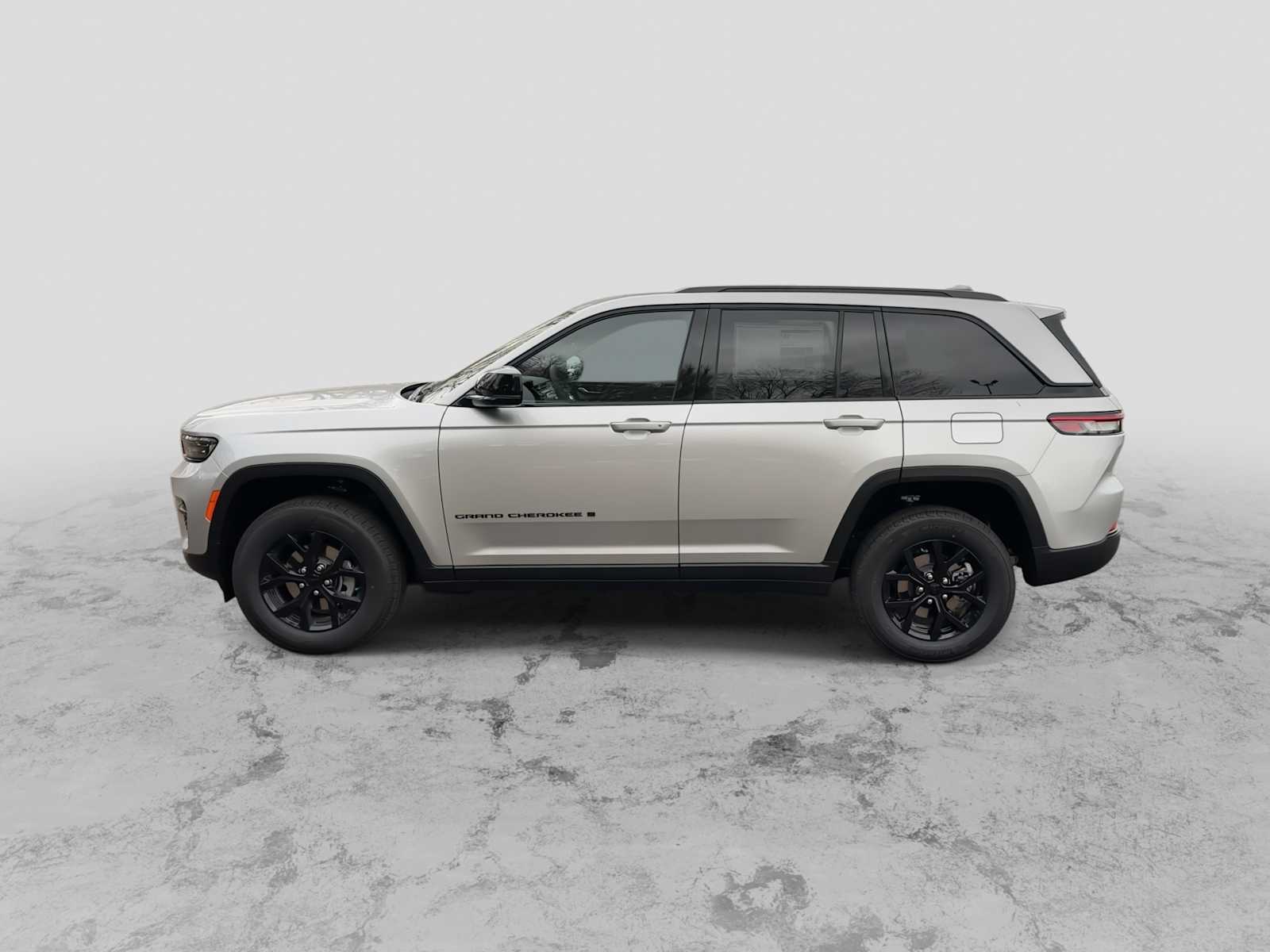 Thumbnail: 2025 Jeep Grand Cherokee - 5