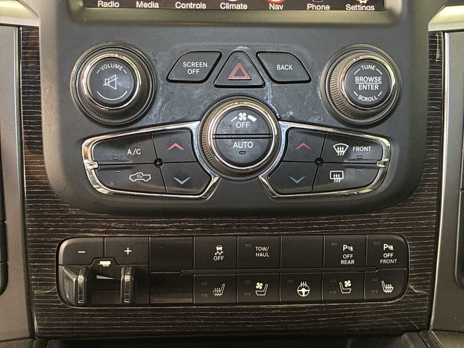 Thumbnail: 2014 RAM 1500 - 17