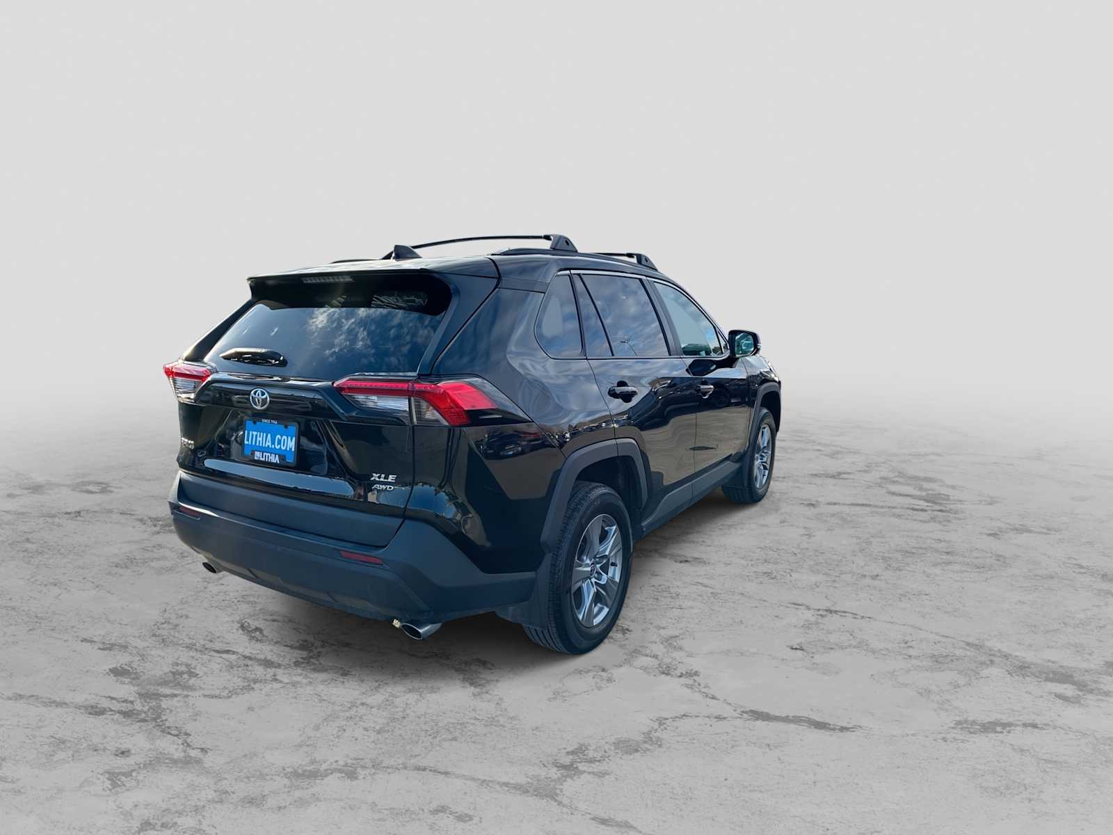 Thumbnail: 2024 Toyota RAV4 - 8