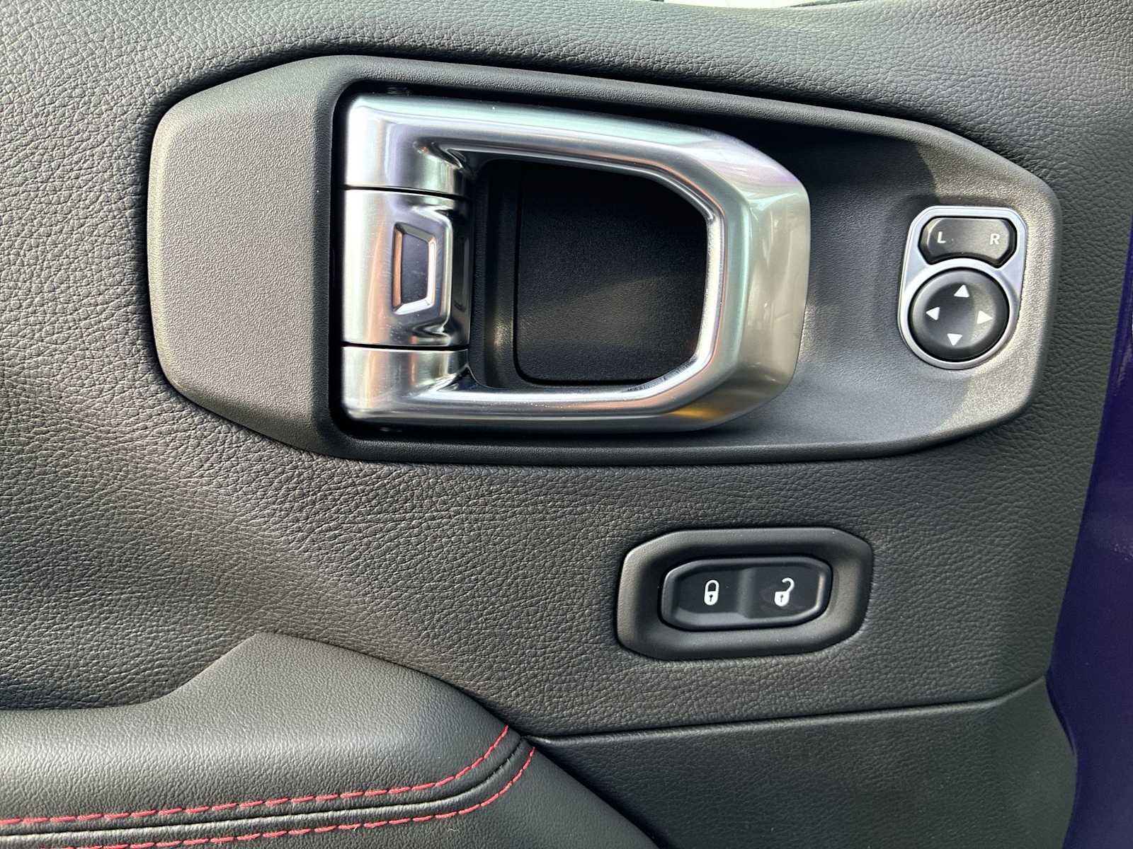 Thumbnail: 2026 Jeep Wrangler - 15