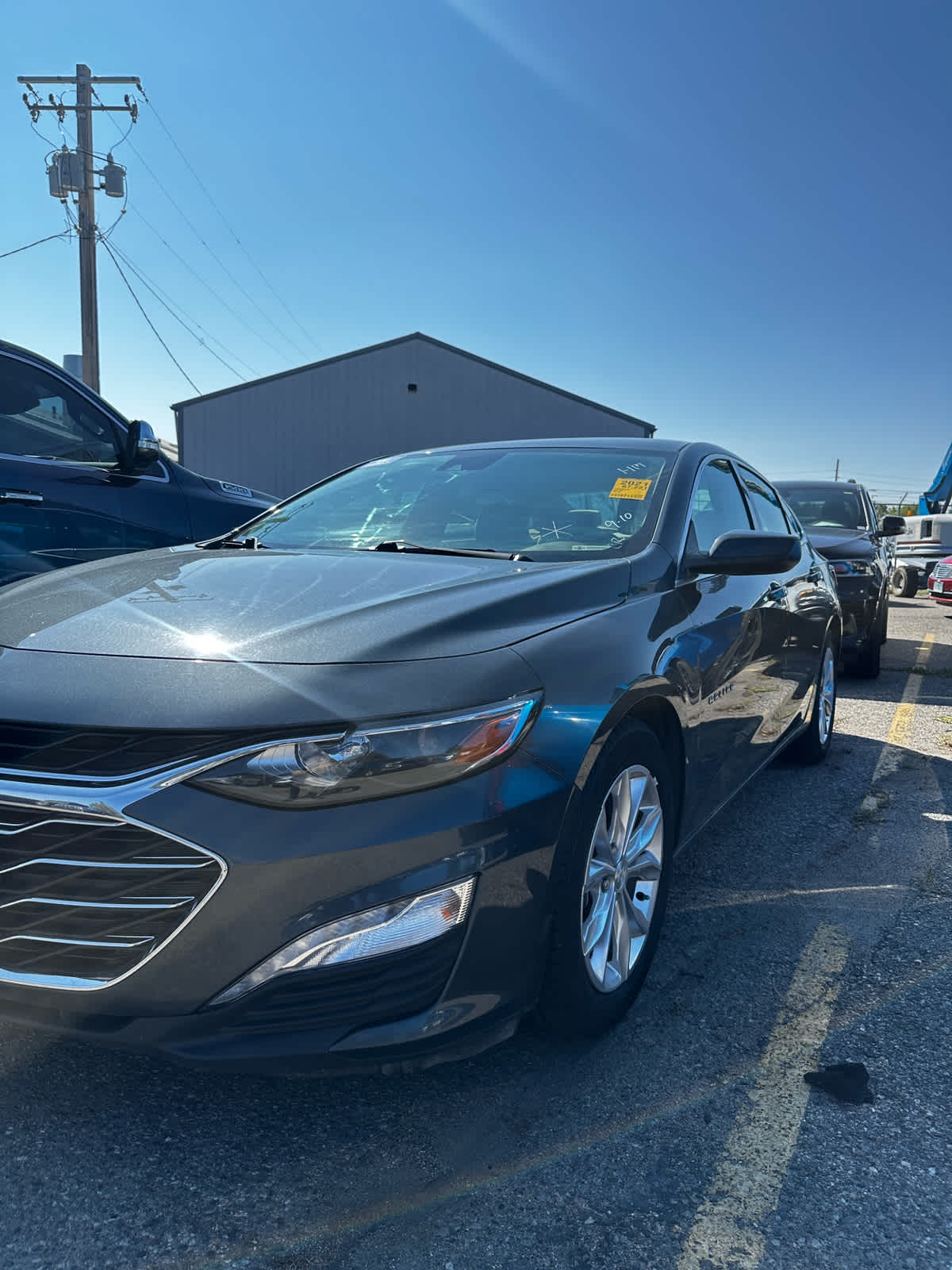 2021 Chevrolet Malibu 1LT photo 2