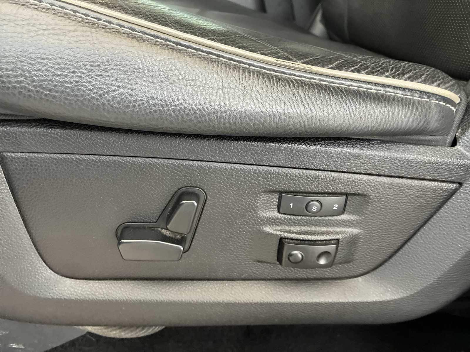 Thumbnail: 2014 RAM 1500 - 14