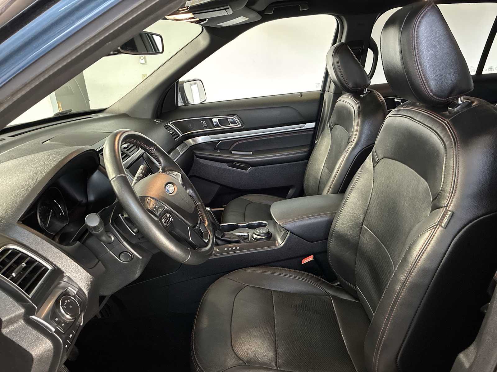 Thumbnail: 2018 Ford Explorer - 13