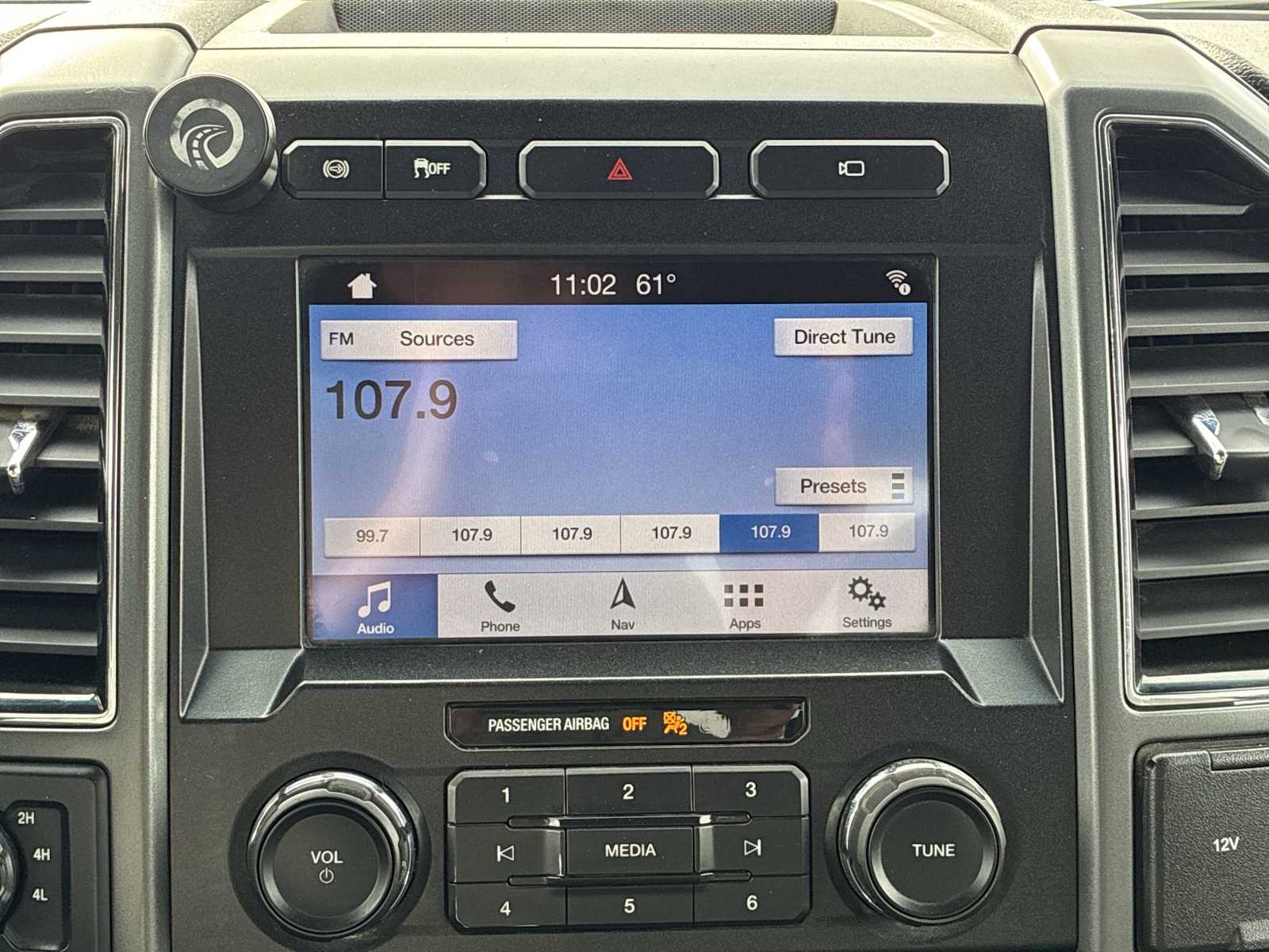 Thumbnail: 2019 Ford F-350 - 12