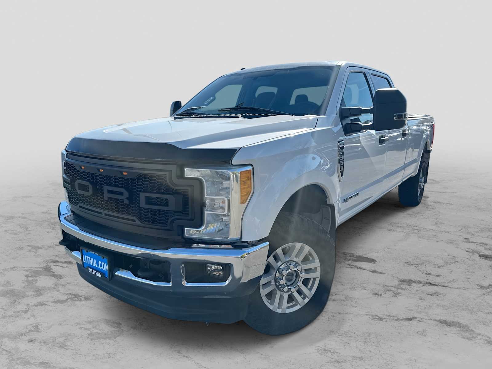 Thumbnail: 2017 Ford F-350 - 1