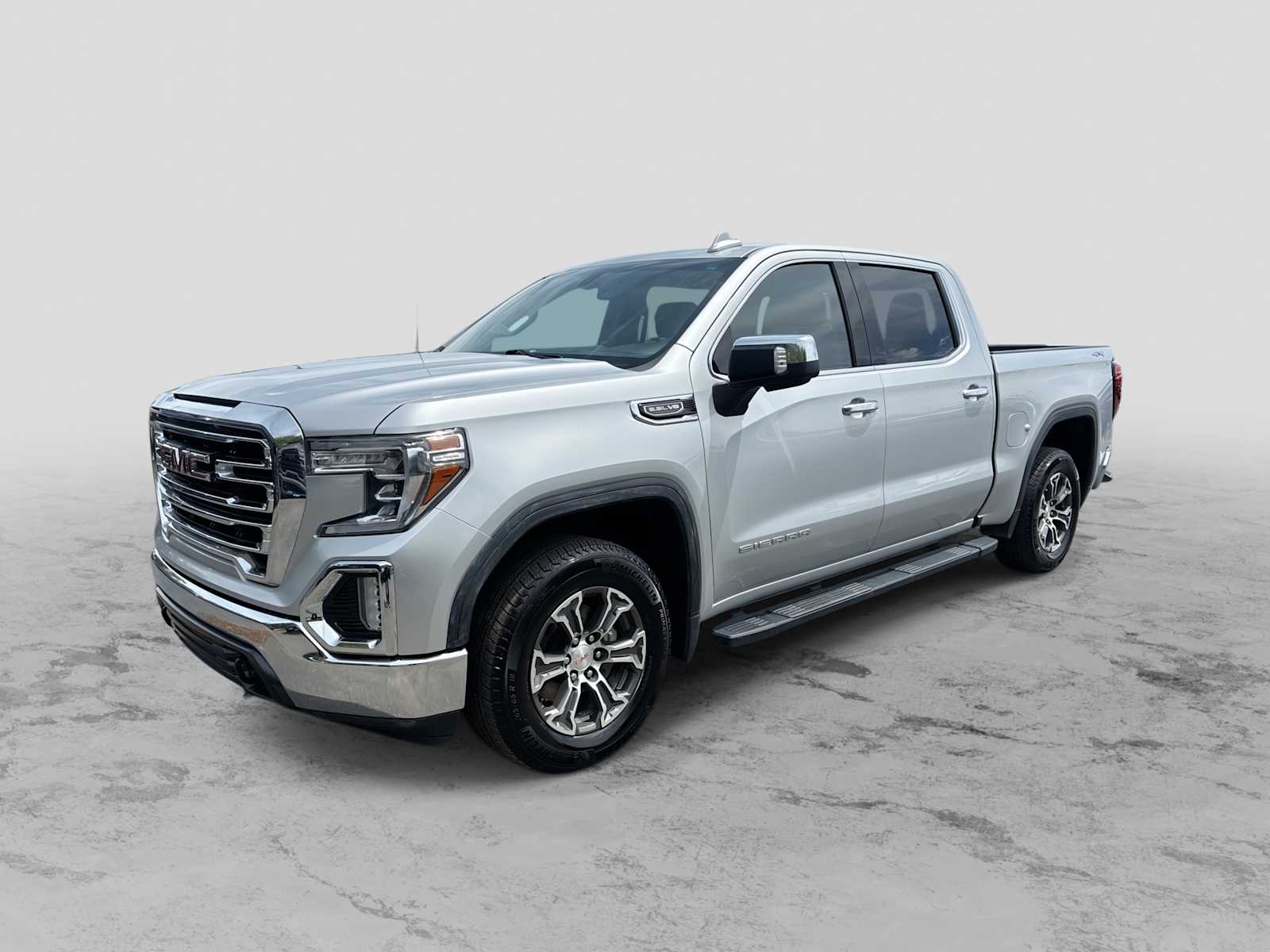 2020 GMC Sierra SLT 4WD Crew Cab Short Box's photo