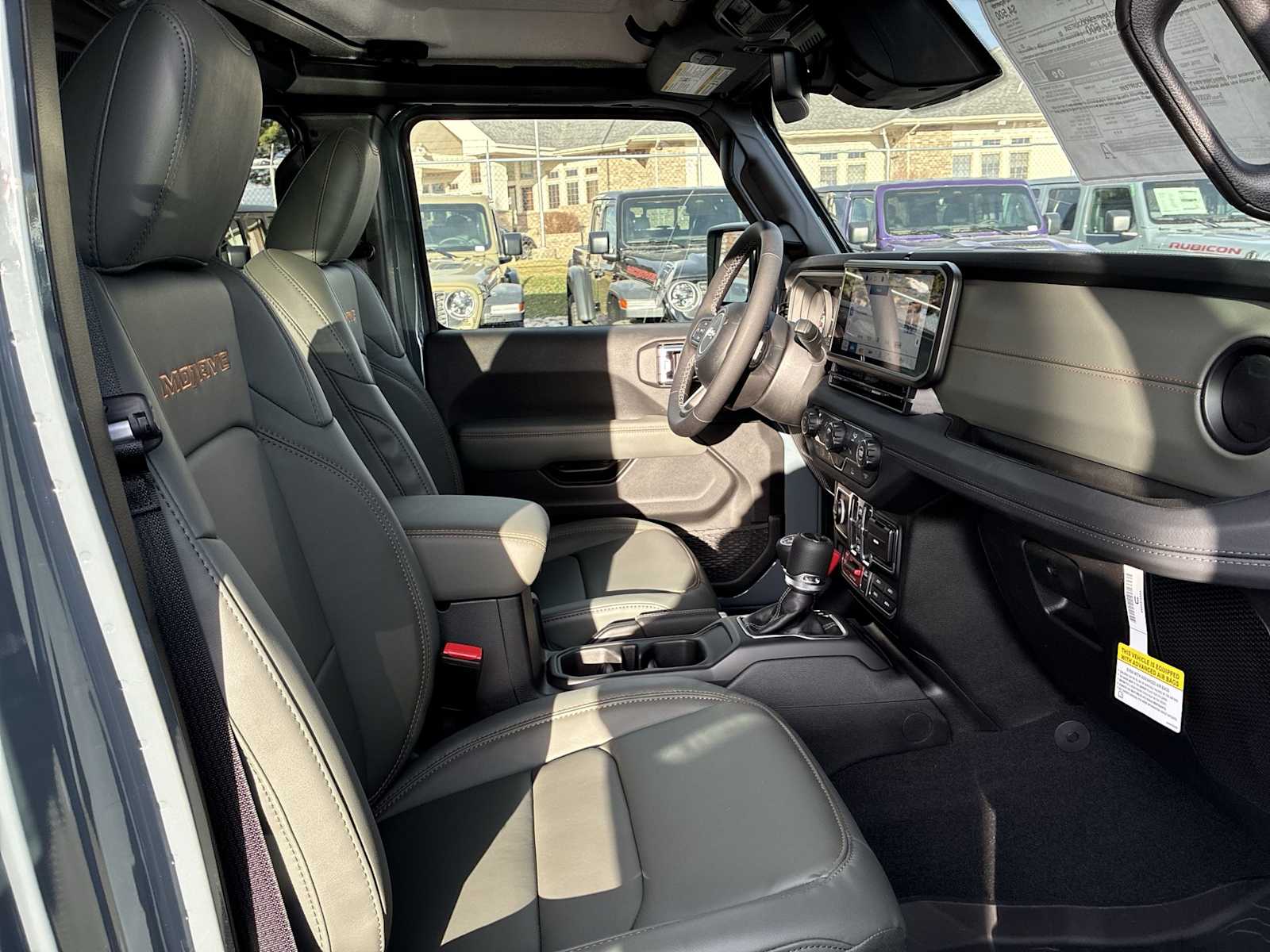 Thumbnail: 2026 Jeep Gladiator - 26