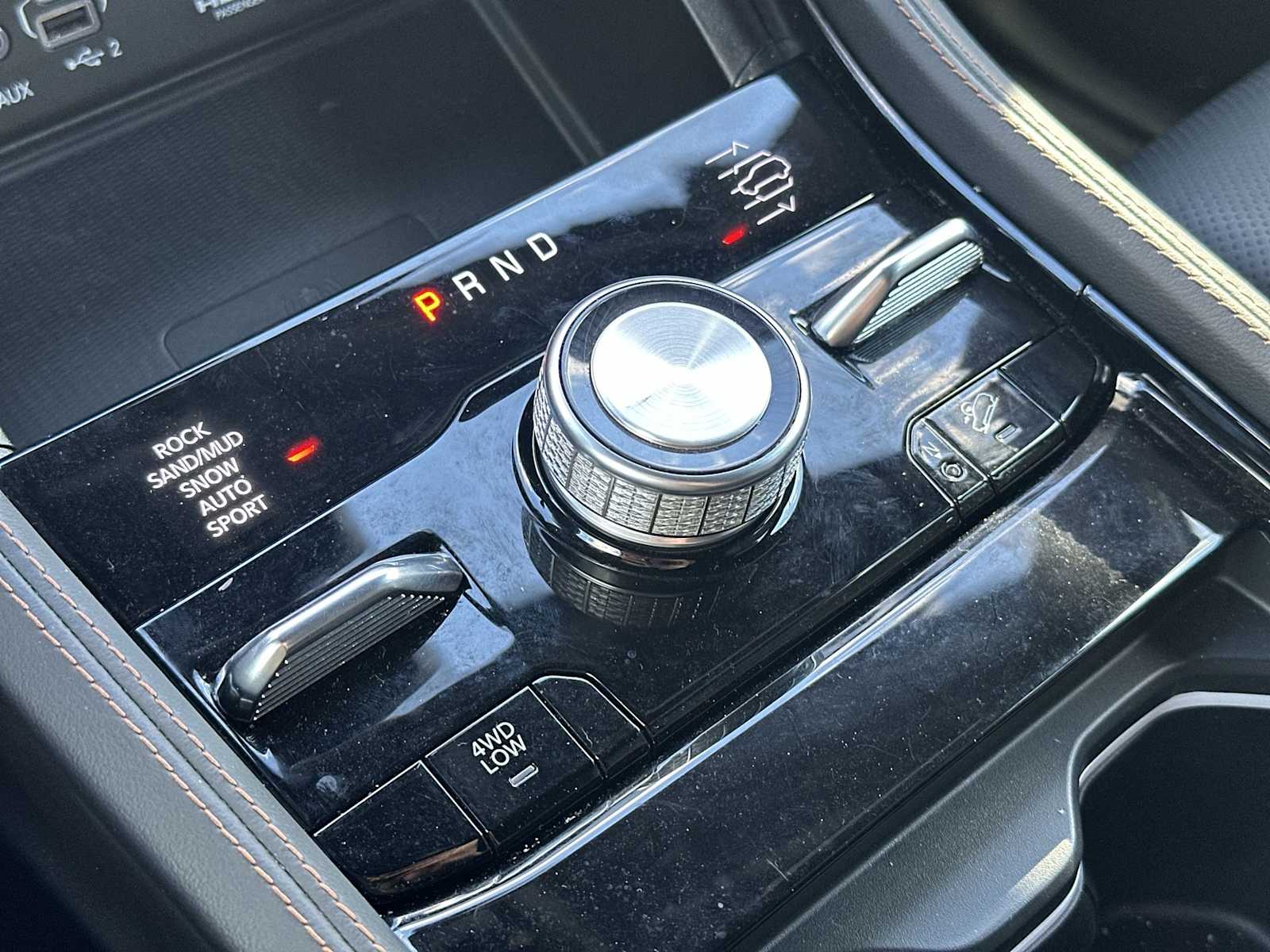 Thumbnail: 2023 Jeep Grand Cherokee - 21