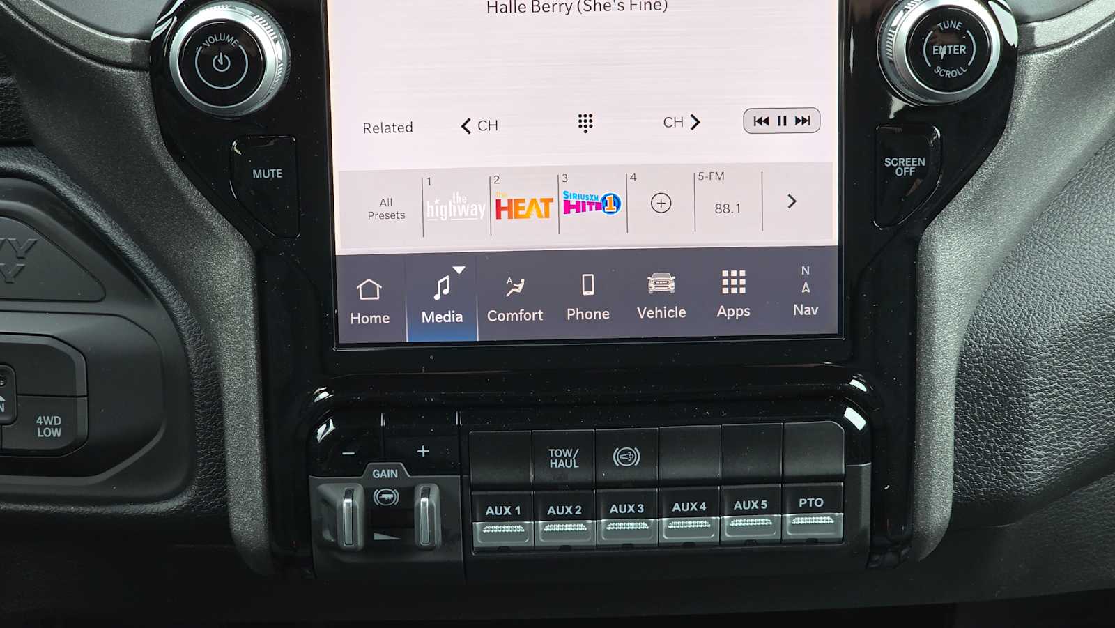 Thumbnail: 2025 RAM 5500 - 16